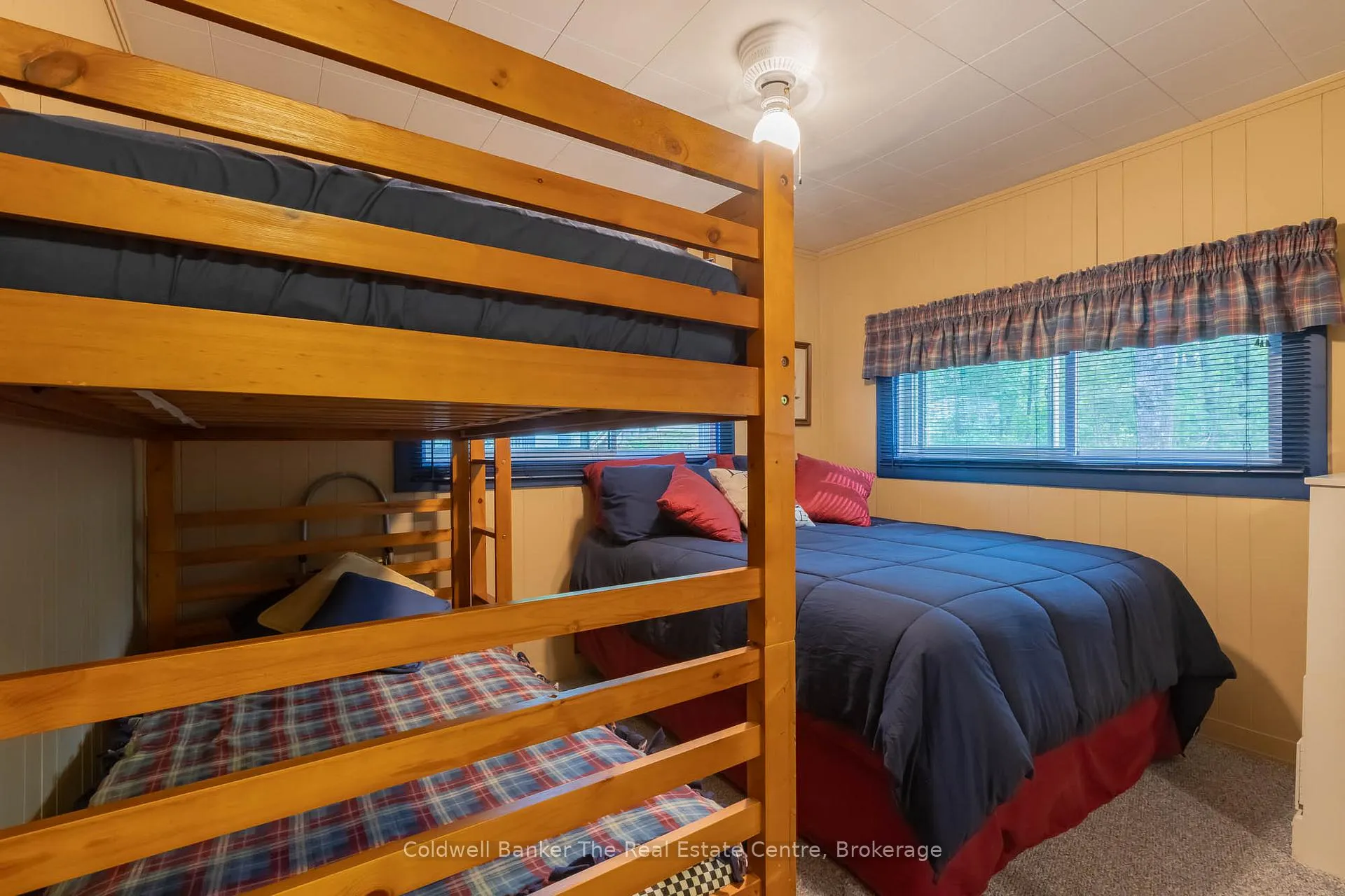 Photo 19 of 11 Drury Lane, Gravenhurst, Muskoka (S) — HOMEH