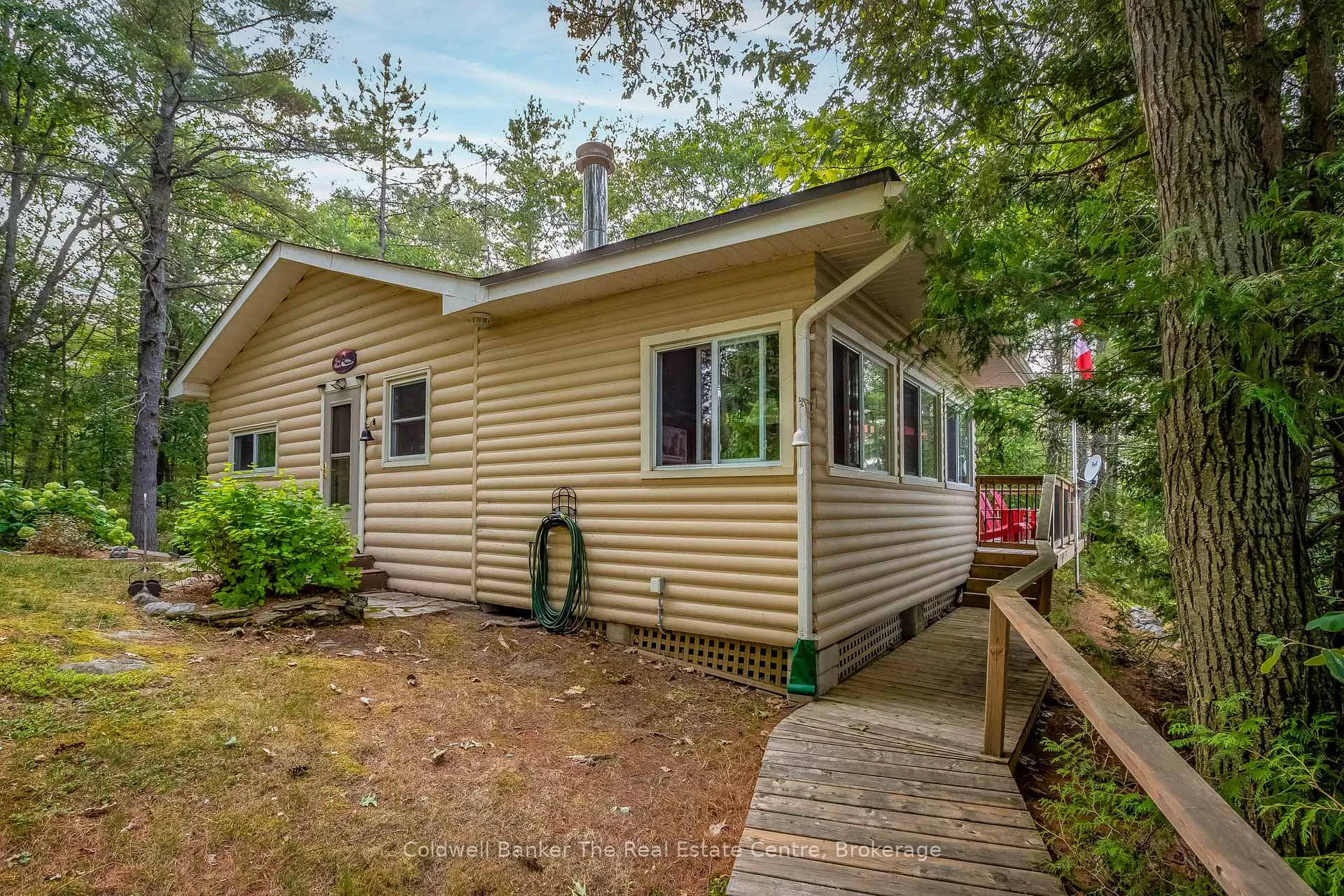 Photo 44 of 11 Drury Lane, Gravenhurst, Muskoka (S) — HOMEH
