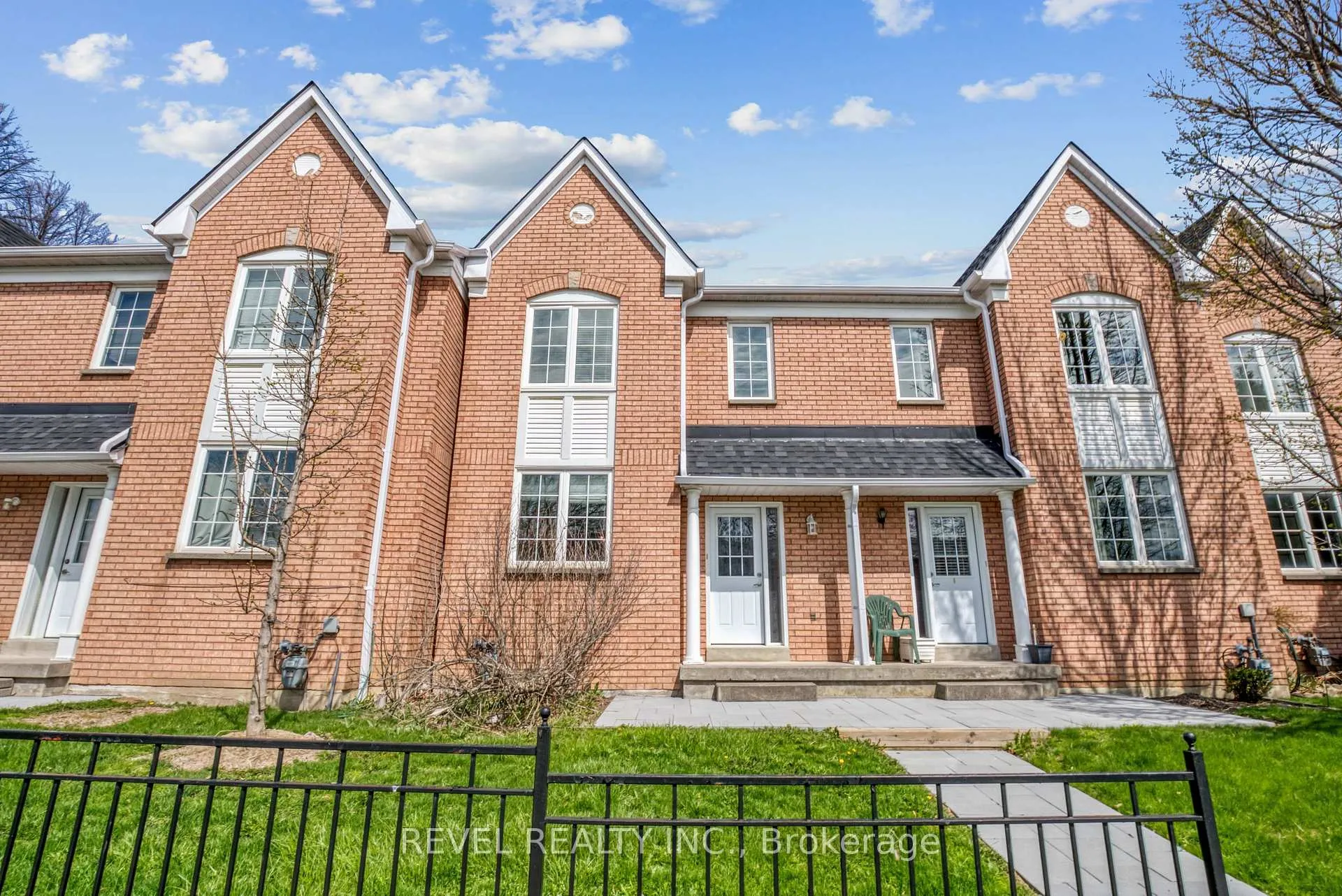 Photo 1 of Unit 81, 10 Bassett Boulevard, Whitby, Pringle Creek — HOMEH