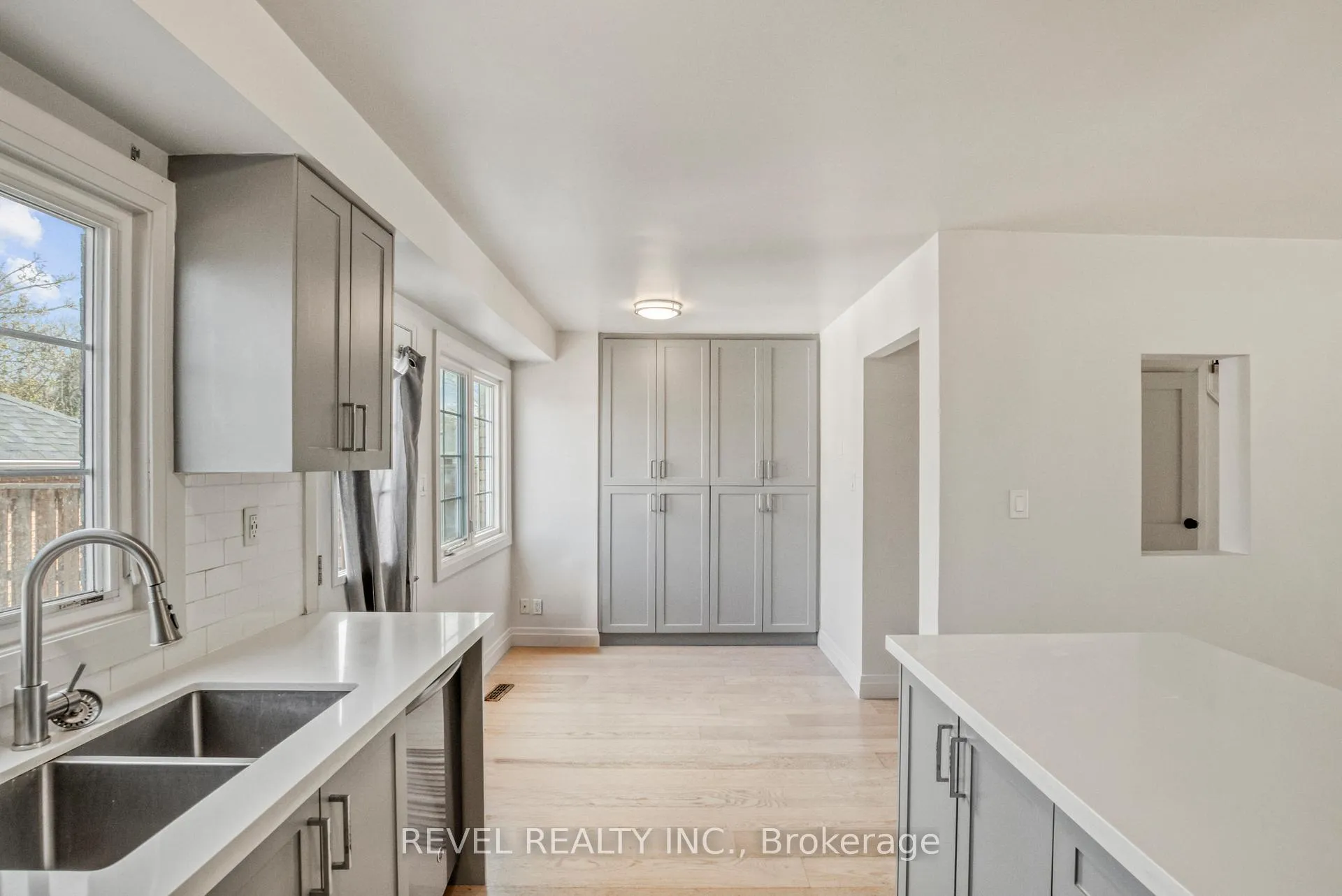 Photo 5 of Unit 81, 10 Bassett Boulevard, Whitby, Pringle Creek — HOMEH