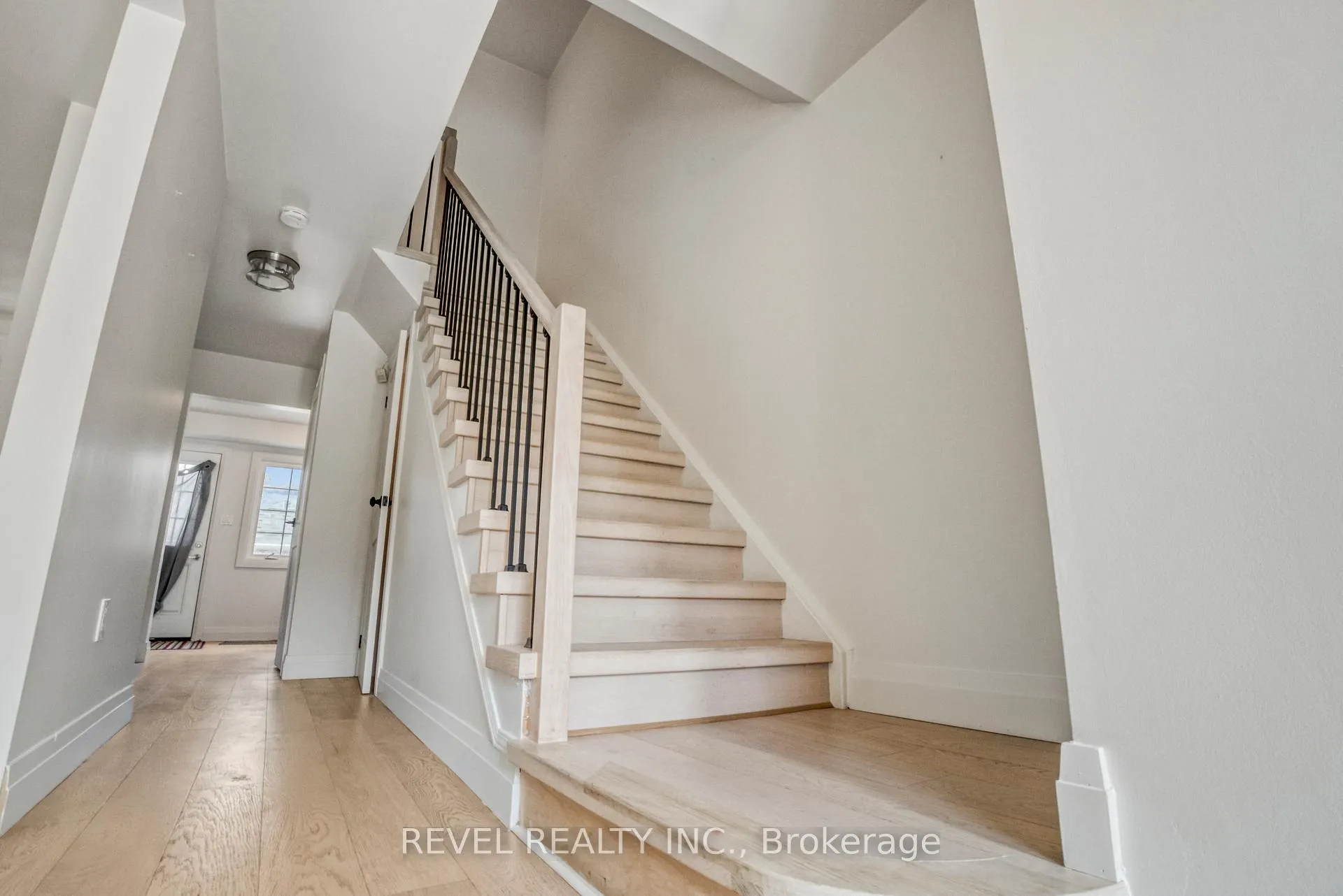 Photo 6 of Unit 81, 10 Bassett Boulevard, Whitby, Pringle Creek — HOMEH