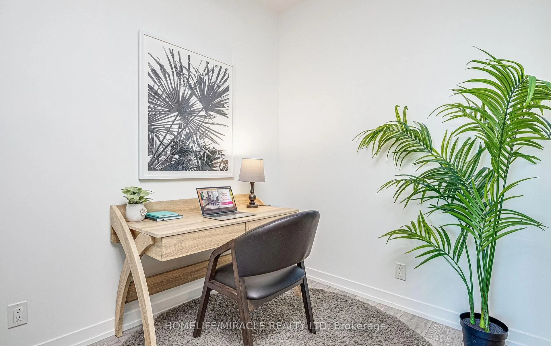 Photo 7 of Unit 1801, 2020 Bathurst Street, Toronto, Humewood-Cedarvale — HOMEH