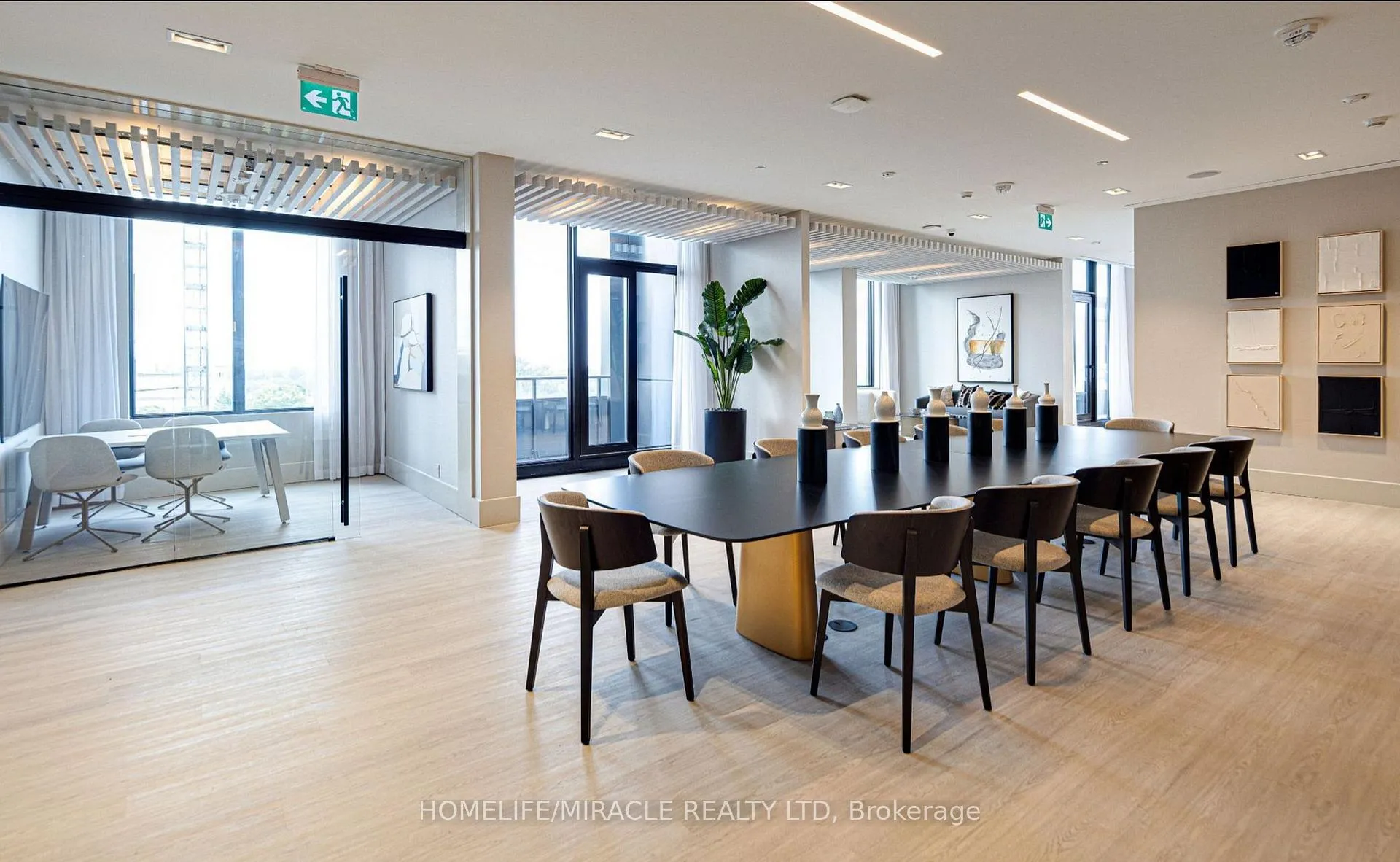 Photo 11 of Unit 1801, 2020 Bathurst Street, Toronto, Humewood-Cedarvale — HOMEH