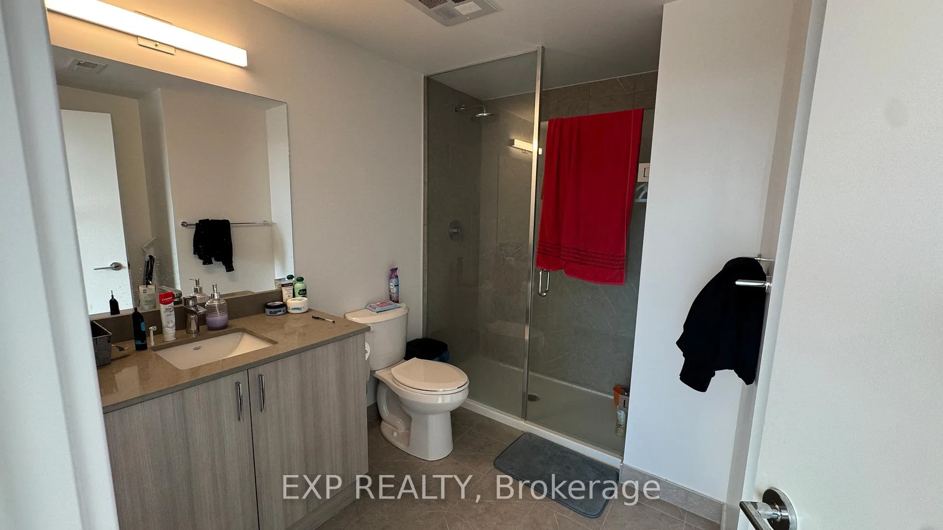 Photo 8 of Unit 630, 1005 Dundas St E, Oakville, Joshua Meadows — HOMEH