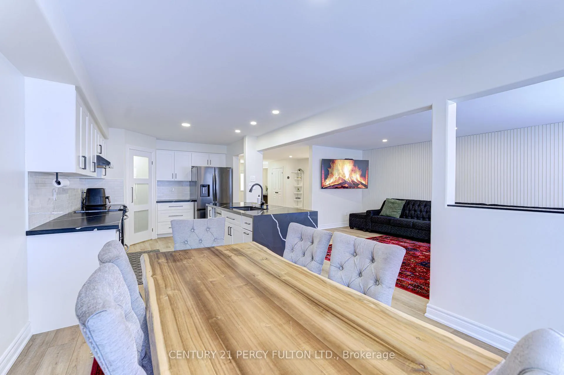 Photo 13 of 84 Anderson Road, New Tecumseth, Alliston — HOMEH