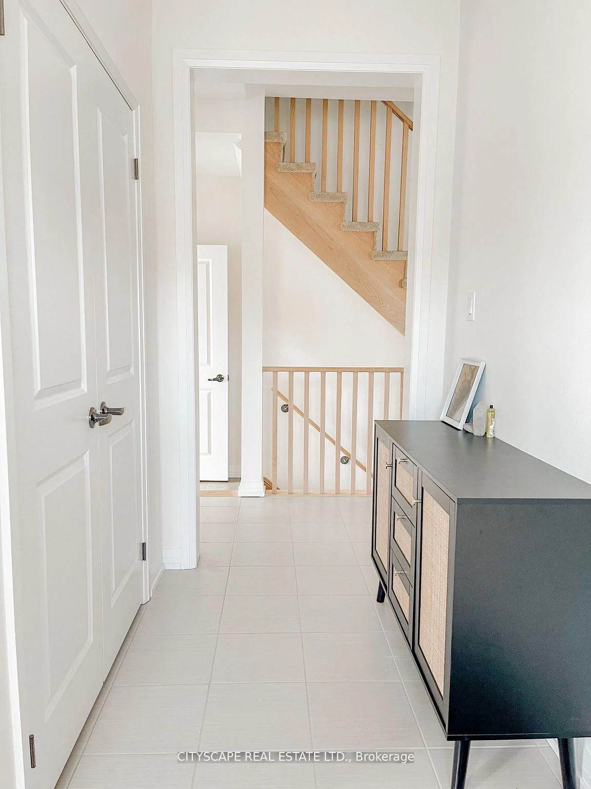 Photo 14 of 54 Holtby Court, Scugog, Port Perry — HOMEH