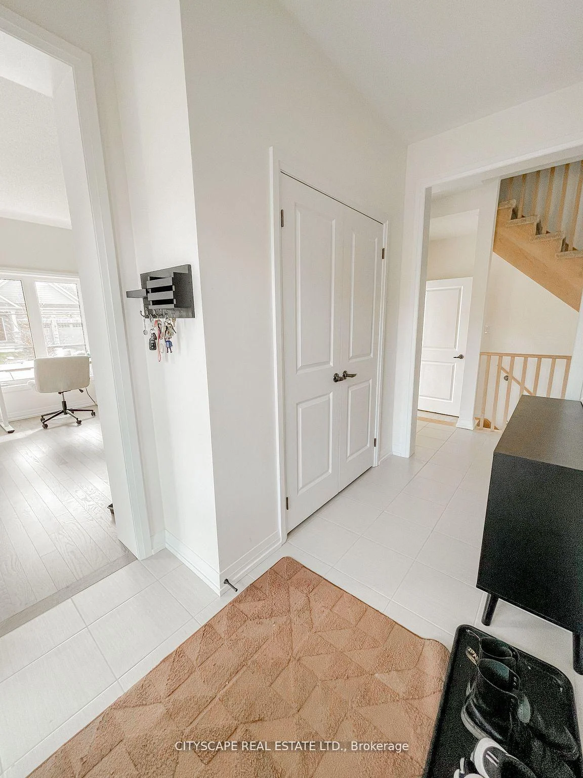 Photo 15 of 54 Holtby Court, Scugog, Port Perry — HOMEH