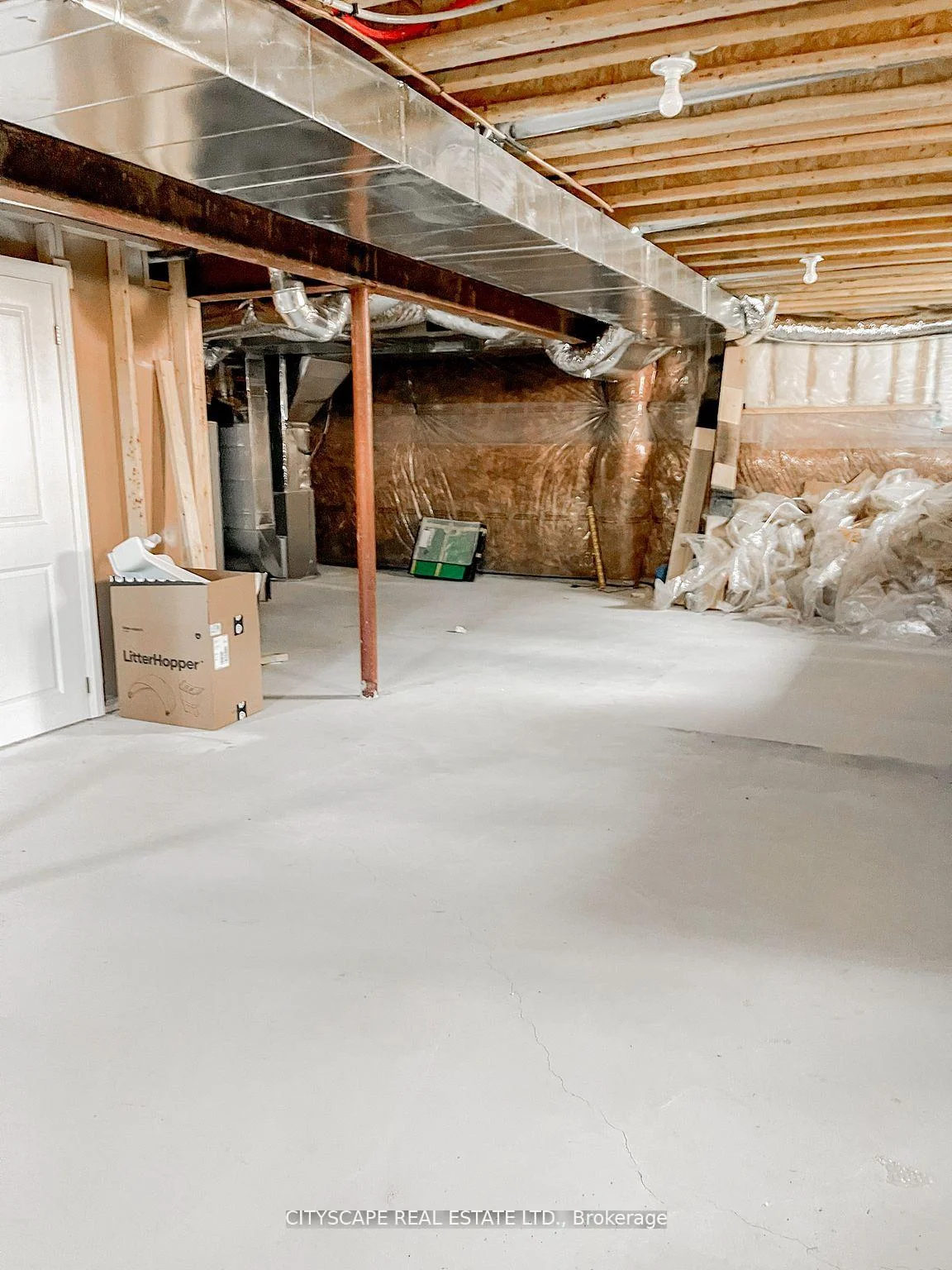 Photo 23 of 54 Holtby Court, Scugog, Port Perry — HOMEH