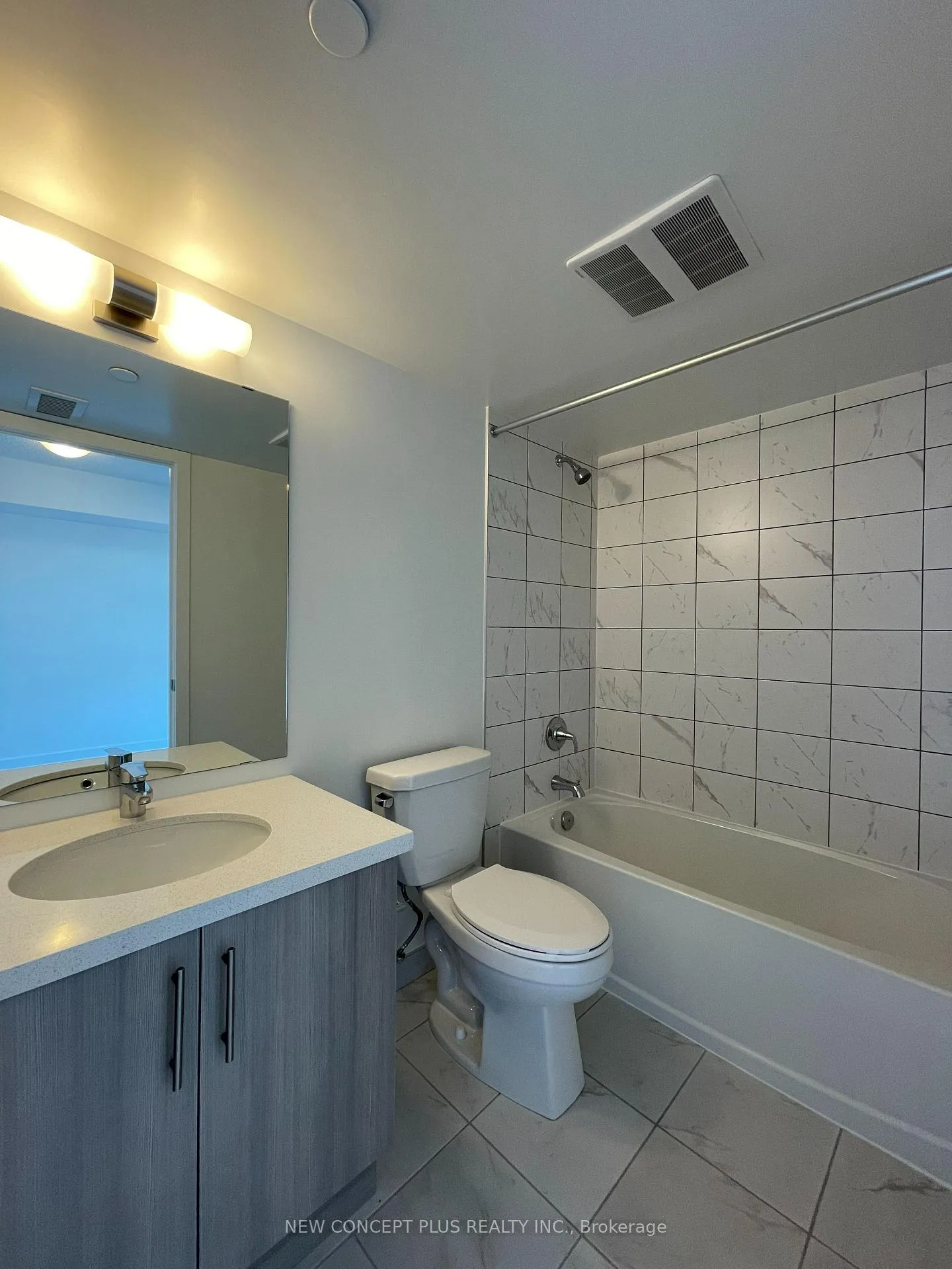 Photo 13 of Unit 2102, 1010 Sandy Beach Road, Pickering, Bay Ridges — HOMEH