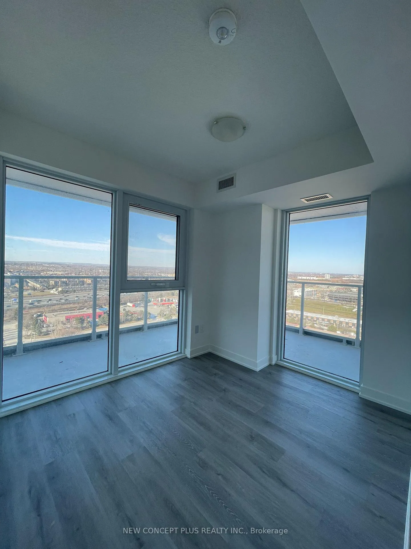 Photo 14 of Unit 2102, 1010 Sandy Beach Road, Pickering, Bay Ridges — HOMEH