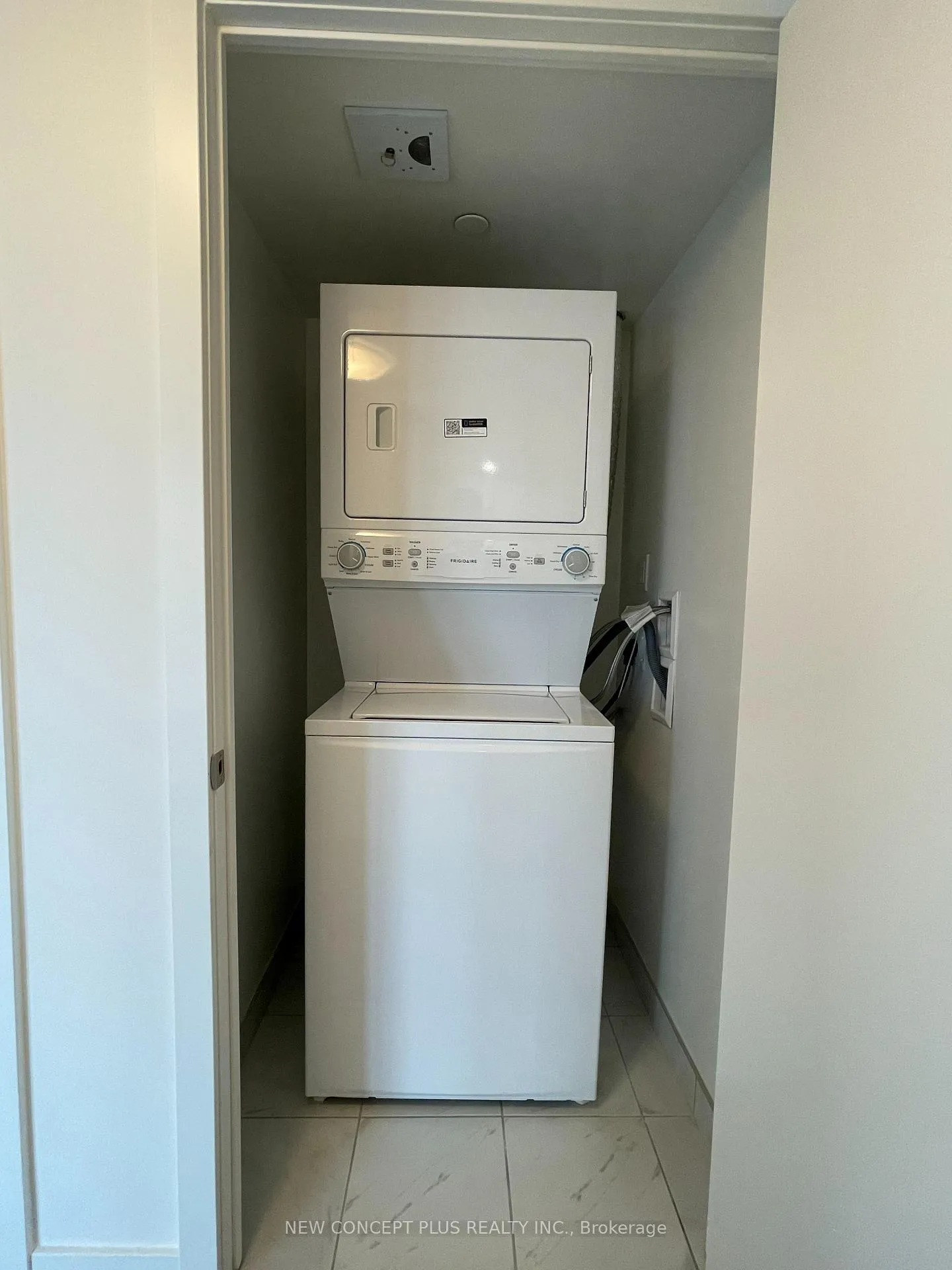 Photo 19 of Unit 2102, 1010 Sandy Beach Road, Pickering, Bay Ridges — HOMEH