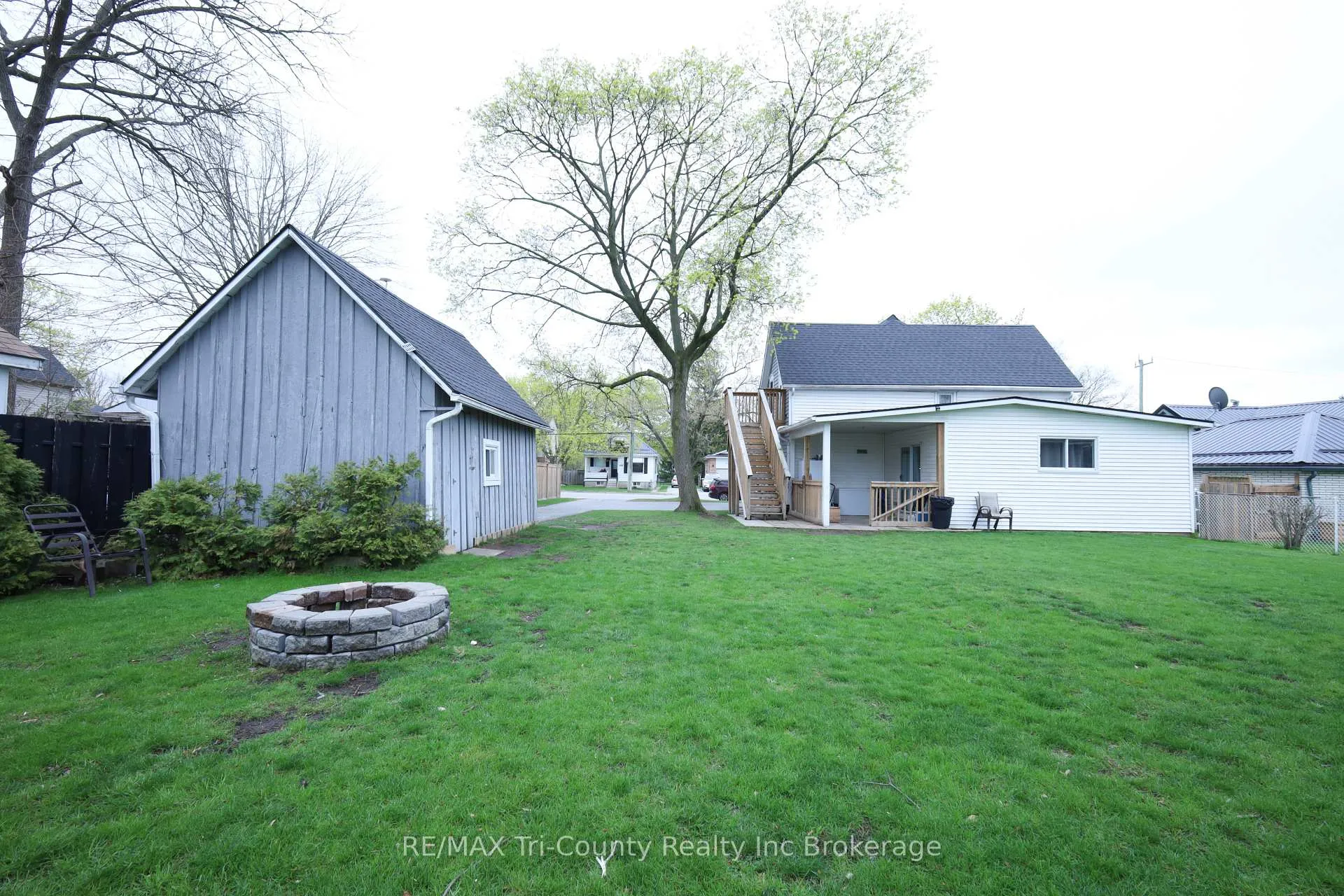 Photo 6 of 232 John Street S, Aylmer — HOMEH
