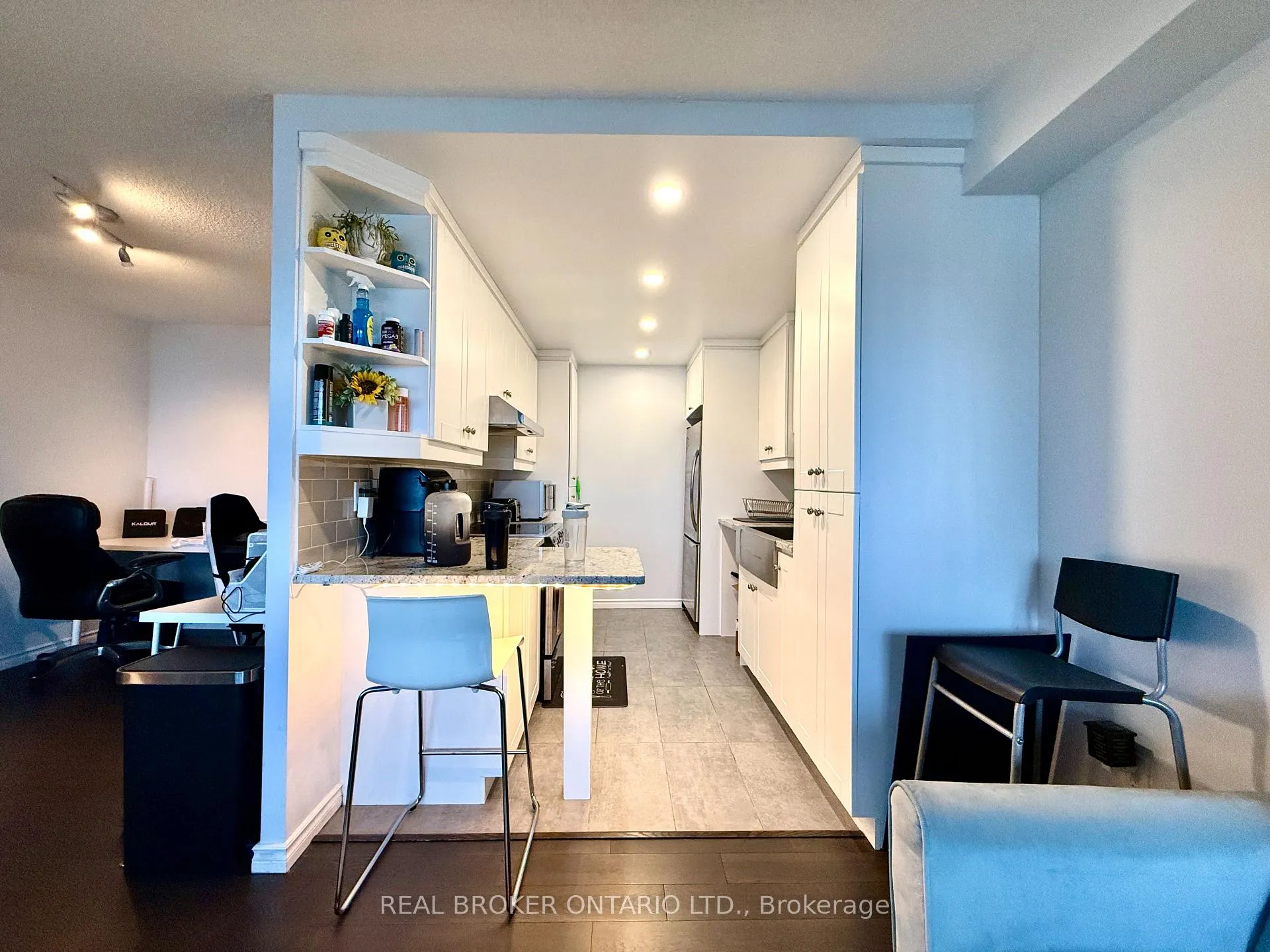 Photo 11 of Unit 1506, 500 Laurier Avenue W, Ottawa, Ottawa Centre — HOMEH