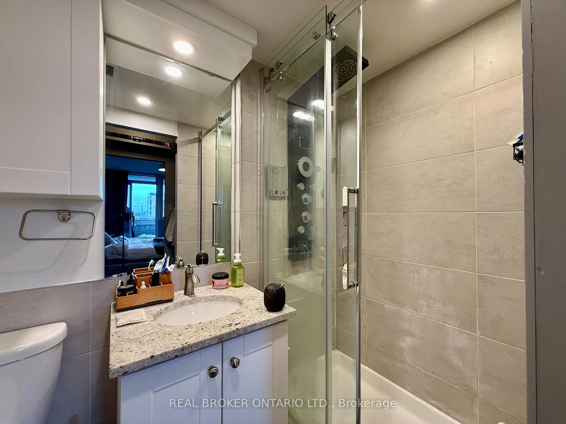 Photo 20 of Unit 1506, 500 Laurier Avenue W, Ottawa, Ottawa Centre — HOMEH