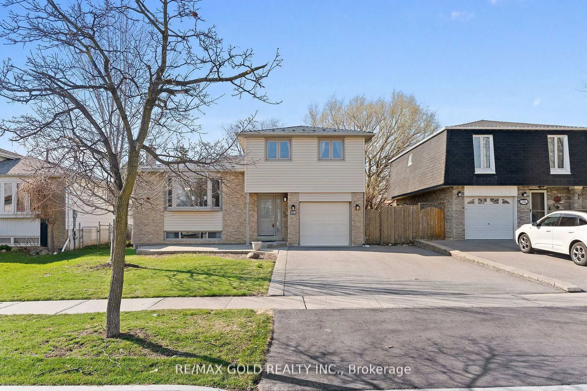 Photo 2 of 36 Greenmount Road, Brampton, Northgate — HOMEH