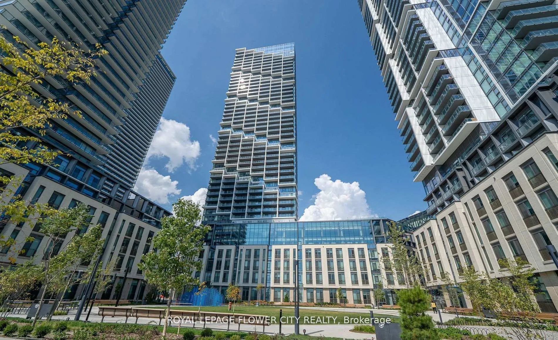 Photo 2 of Unit 4909, 1000 Portage Parkway, Vaughan, Vaughan Corporate Centre — HOMEH