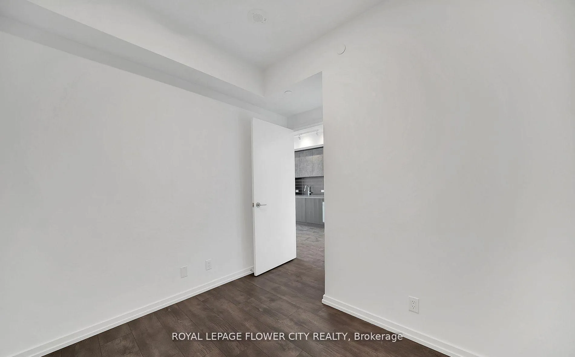 Photo 10 of Unit 4909, 1000 Portage Parkway, Vaughan, Vaughan Corporate Centre — HOMEH
