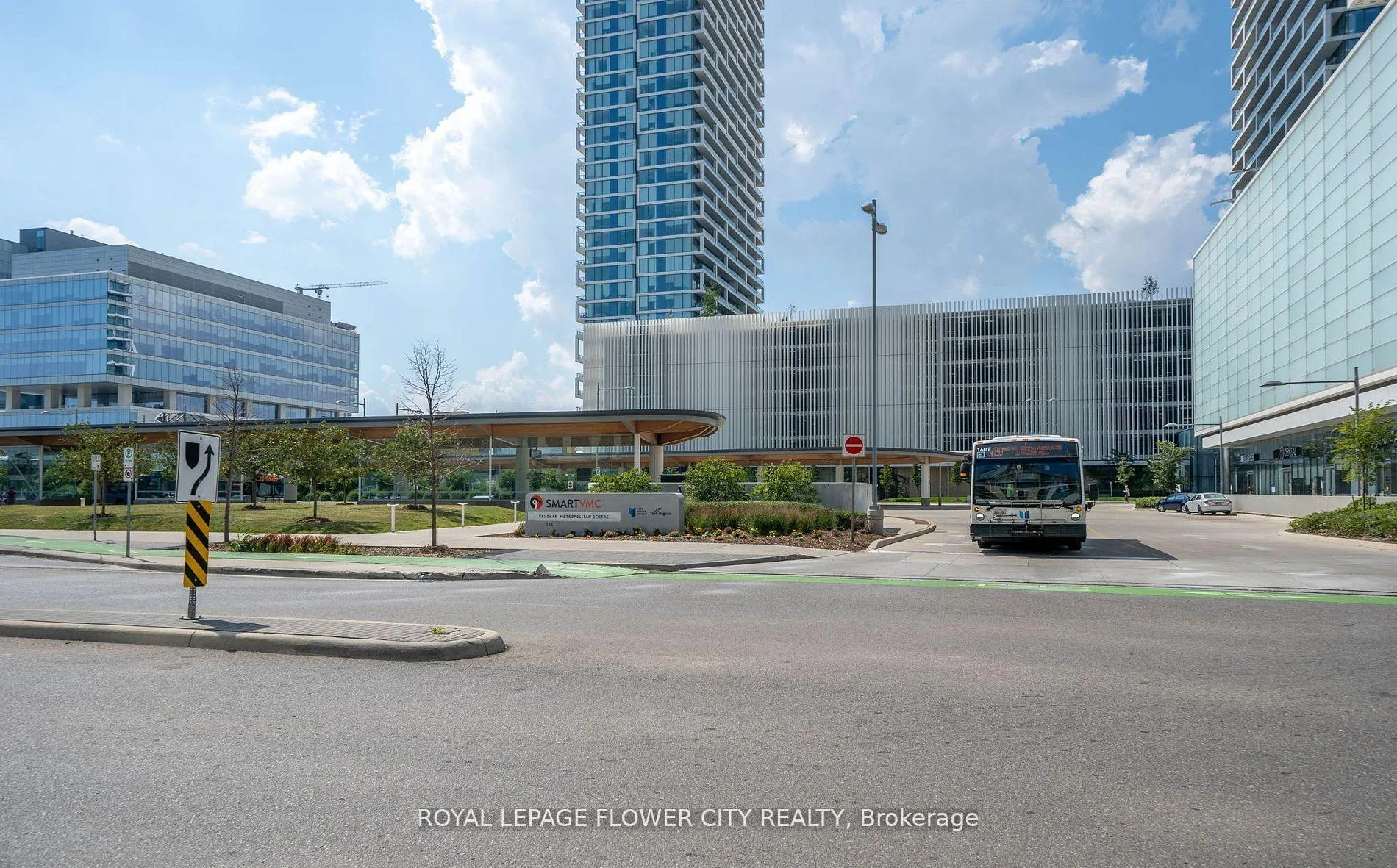 Photo 23 of Unit 4909, 1000 Portage Parkway, Vaughan, Vaughan Corporate Centre — HOMEH