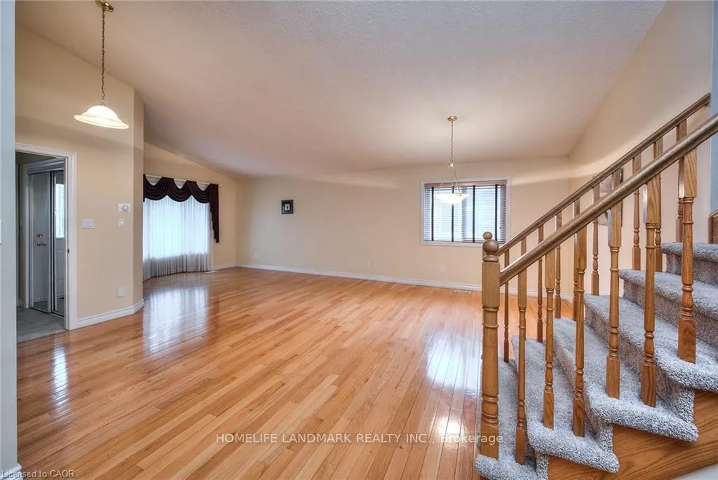 Photo 3 of 571 Brigantine Drive, Waterloo, Eastbridge — HOMEH