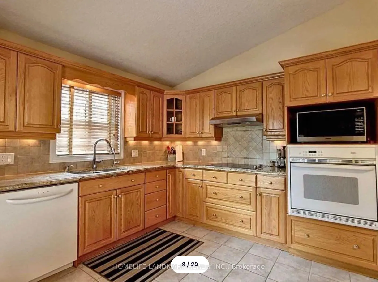 Photo 7 of 571 Brigantine Drive, Waterloo, Eastbridge — HOMEH