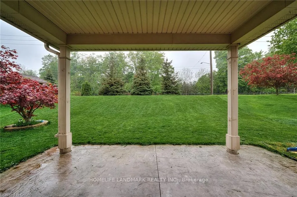 Photo 12 of 571 Brigantine Drive, Waterloo, Eastbridge — HOMEH