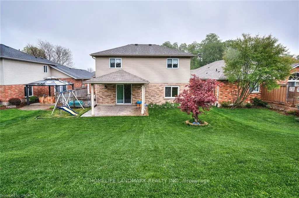 Photo 13 of 571 Brigantine Drive, Waterloo, Eastbridge — HOMEH