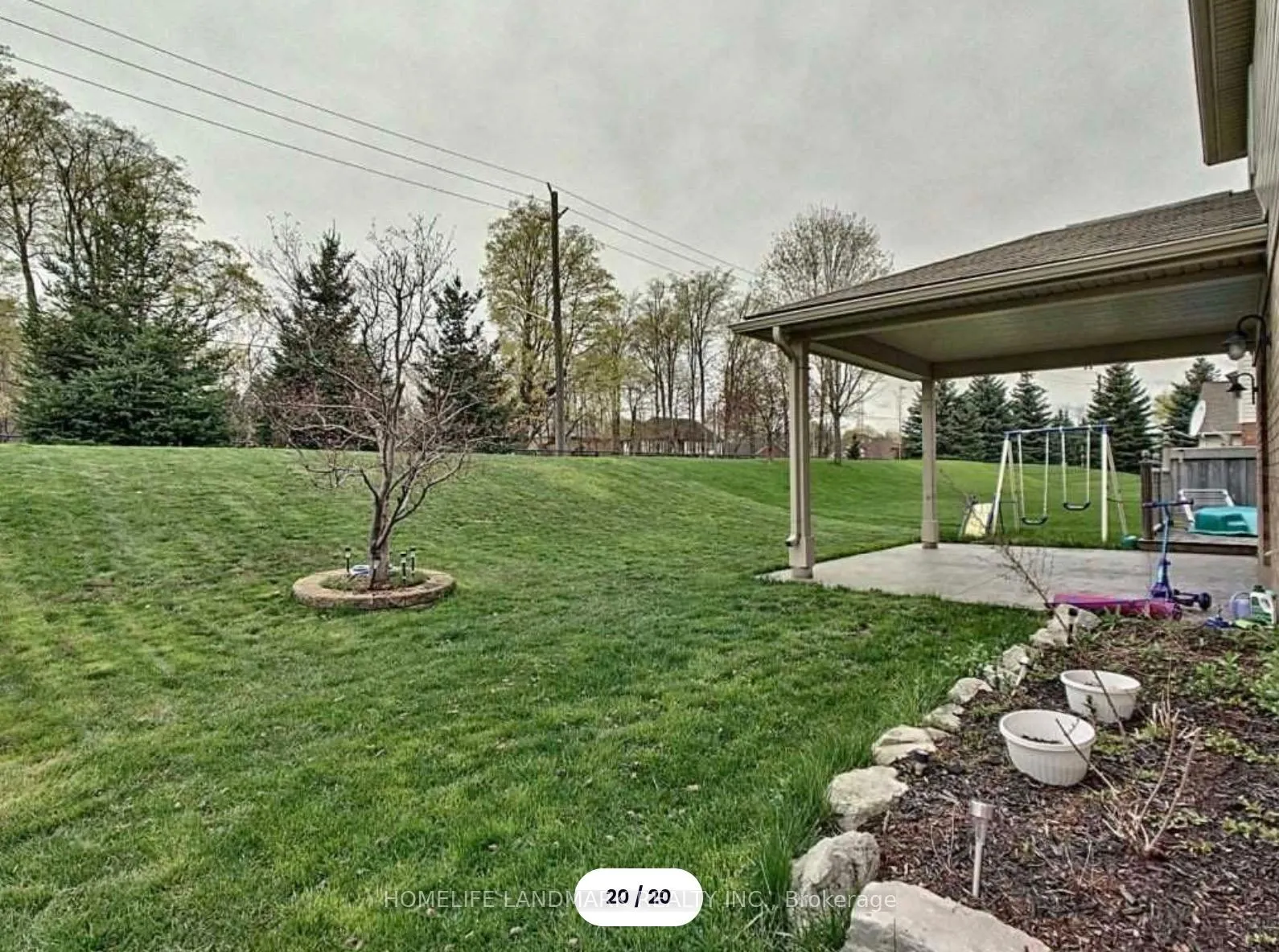 Photo 14 of 571 Brigantine Drive, Waterloo, Eastbridge — HOMEH