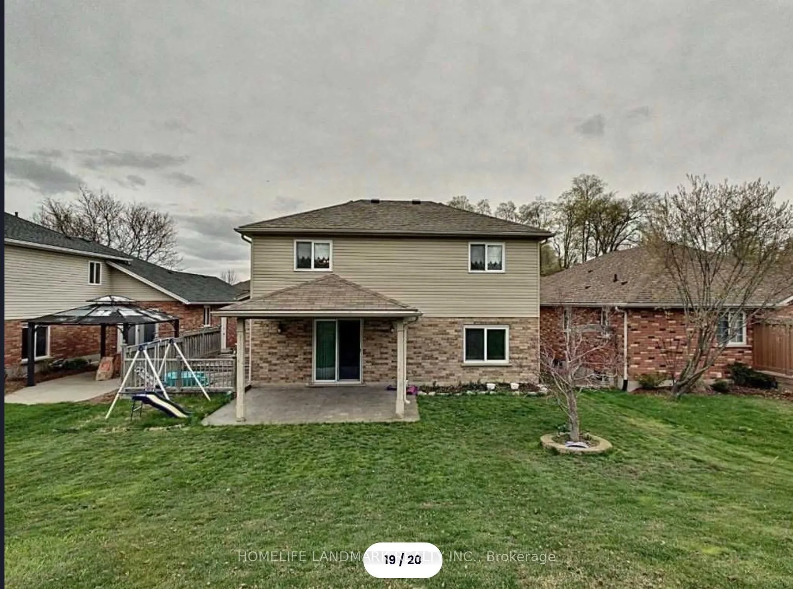 Photo 15 of 571 Brigantine Drive, Waterloo, Eastbridge — HOMEH