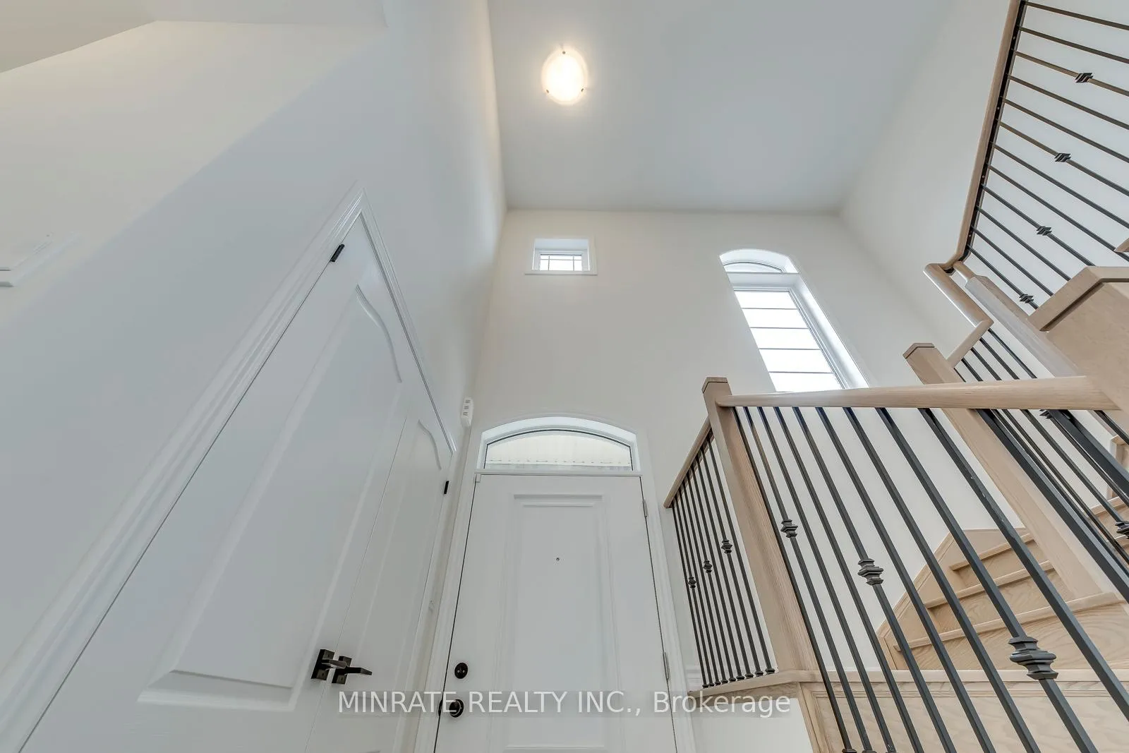 Photo 5 of 691 Catalina Manor, Pickering, Rural Pickering — HOMEH