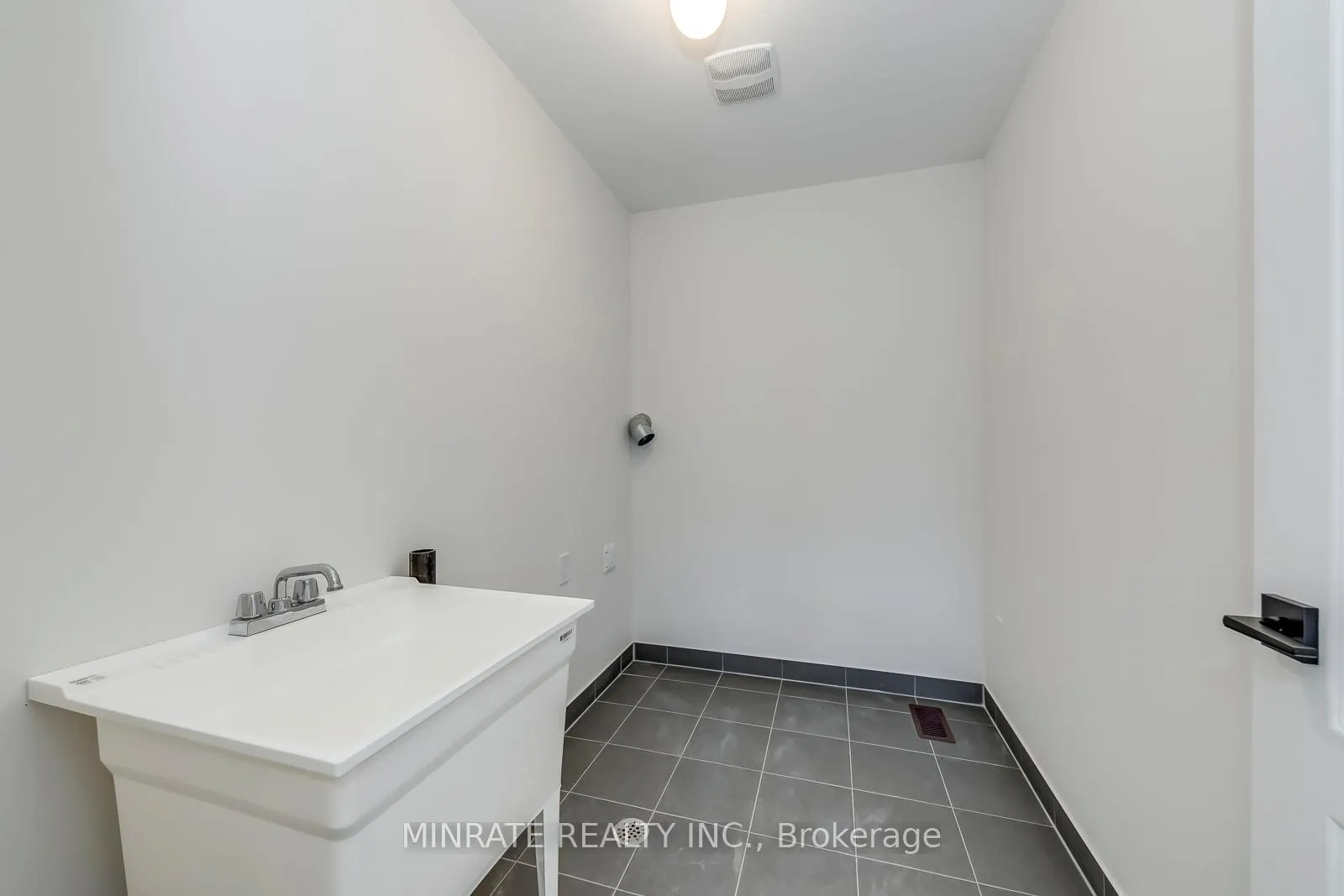 Photo 47 of 691 Catalina Manor, Pickering, Rural Pickering — HOMEH