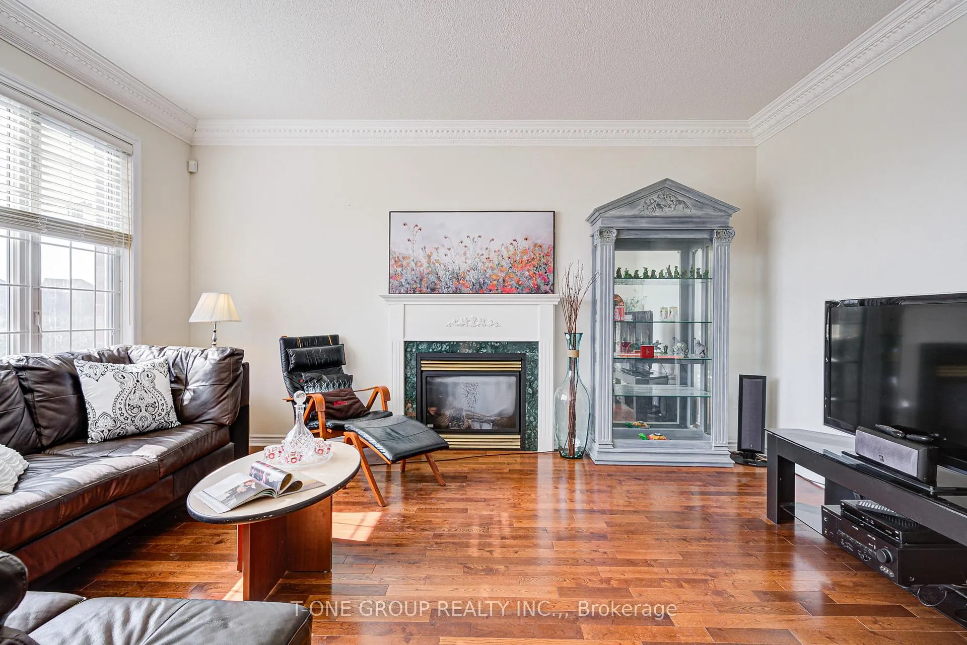 Photo 21 of 39 Boulderbrook Drive, Scarborough, Rouge — HOMEH