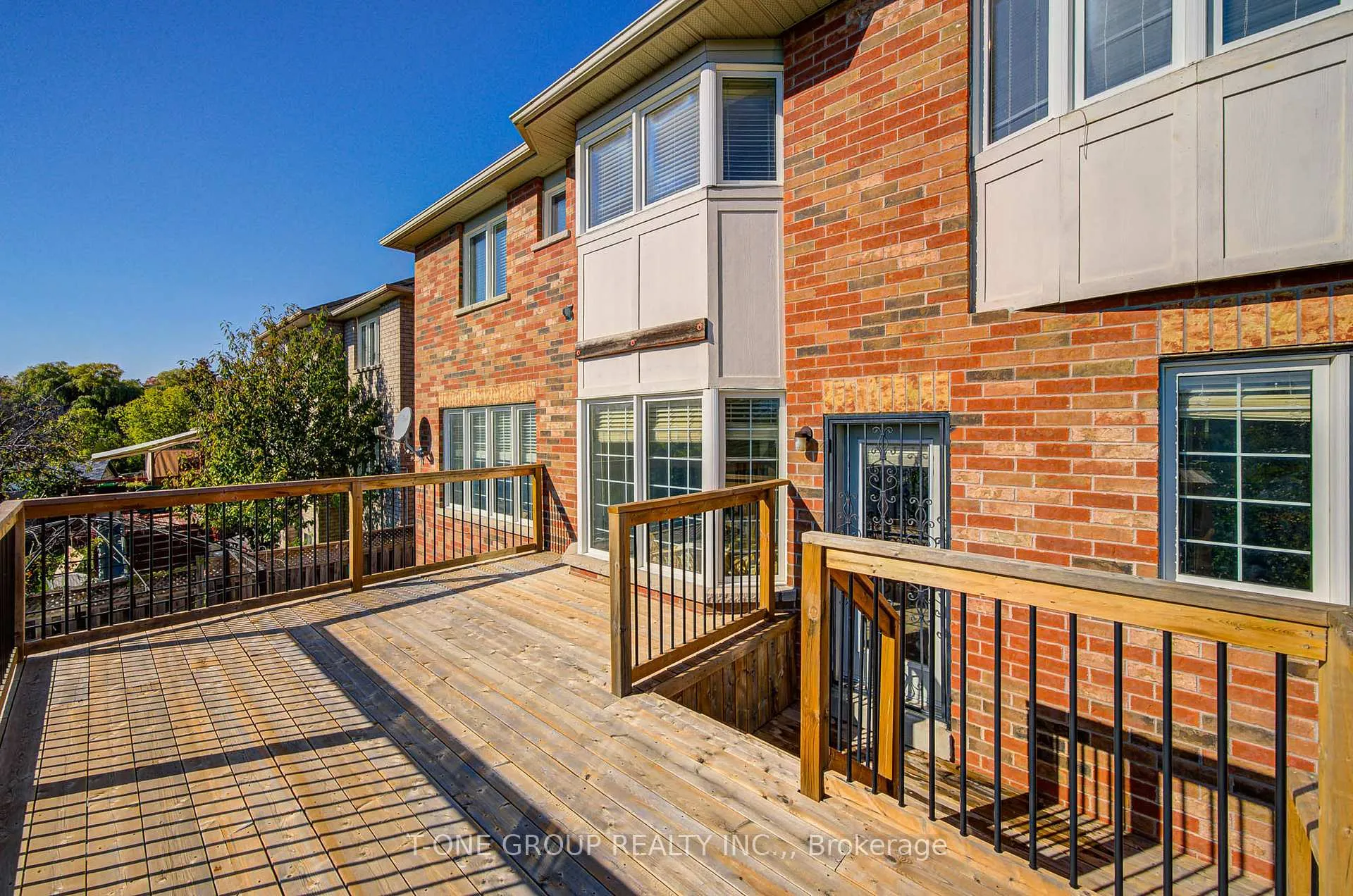 Photo 43 of 39 Boulderbrook Drive, Scarborough, Rouge — HOMEH