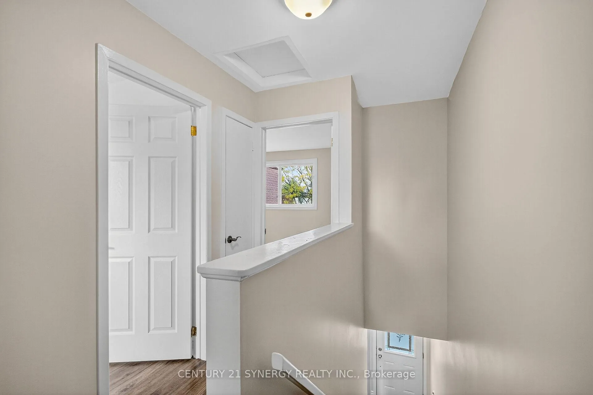 Photo 21 of 928 Meadowlands Drive, Ottawa, Carleton Heights — HOMEH