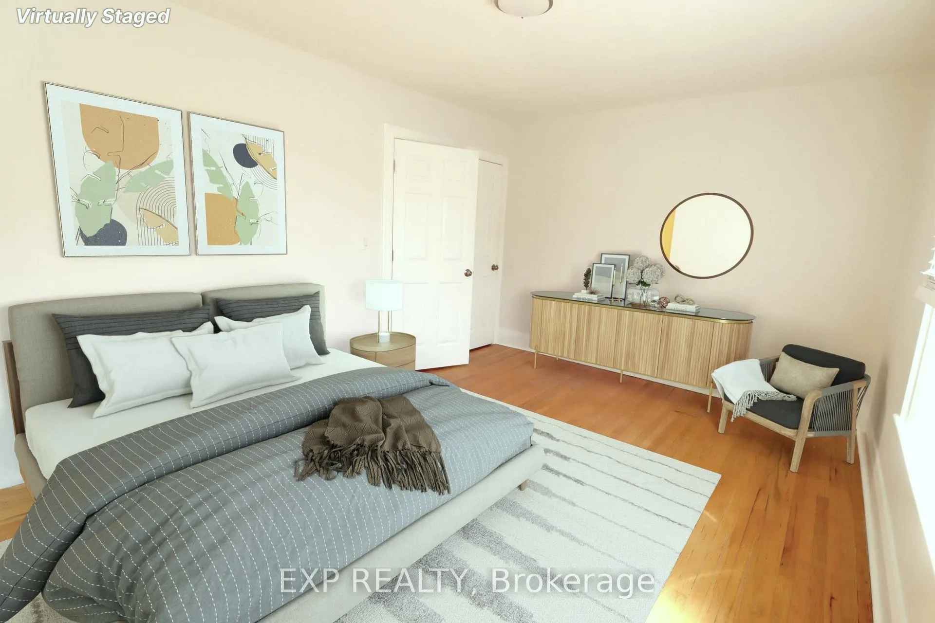 Photo 3 of 342 Eglinton Avenue E, Toronto, Mount Pleasant East — HOMEH