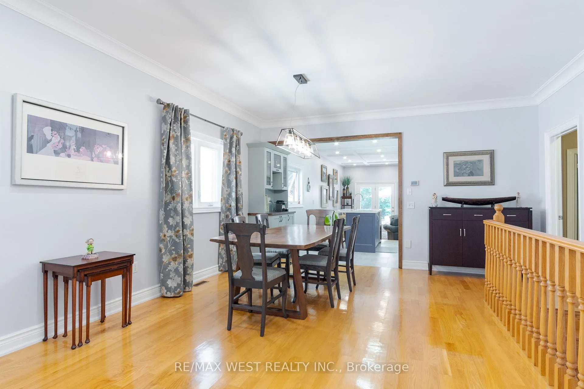 Photo 4 of 84 Castelli Court, Caledon, Bolton North — HOMEH