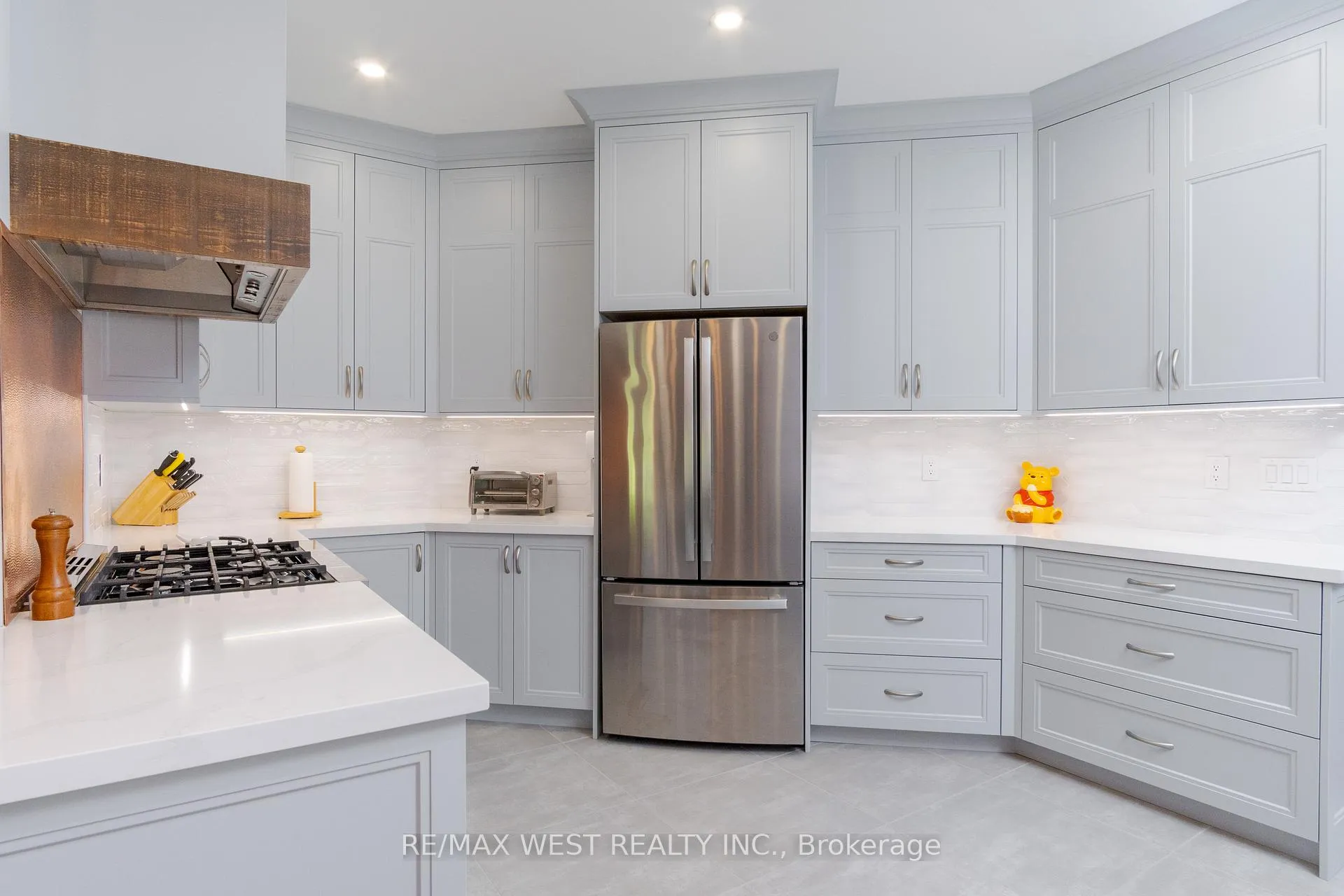 Photo 6 of 84 Castelli Court, Caledon, Bolton North — HOMEH