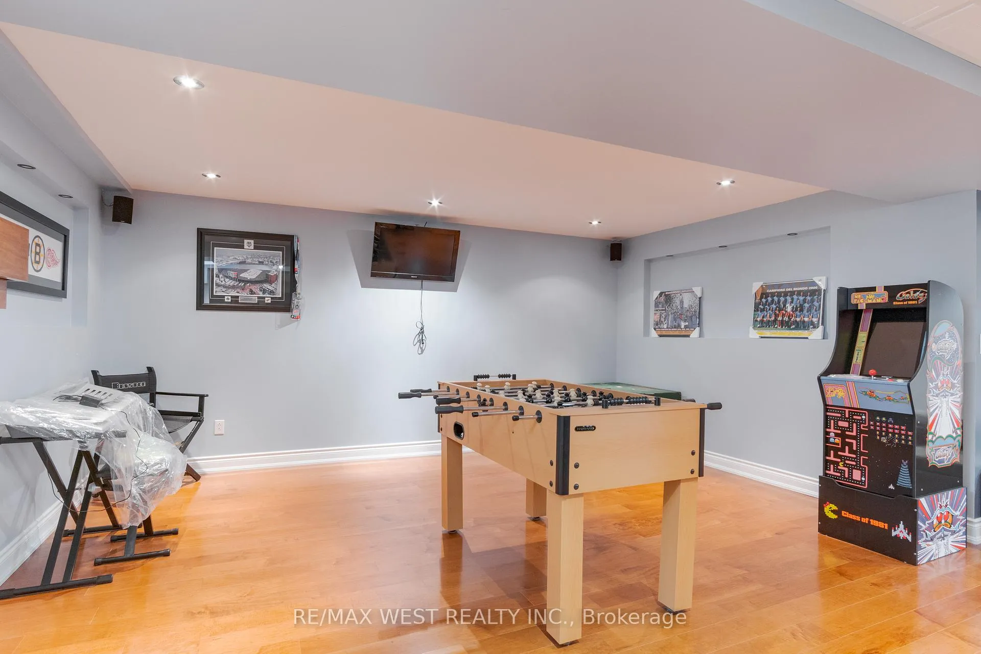 Photo 14 of 84 Castelli Court, Caledon, Bolton North — HOMEH