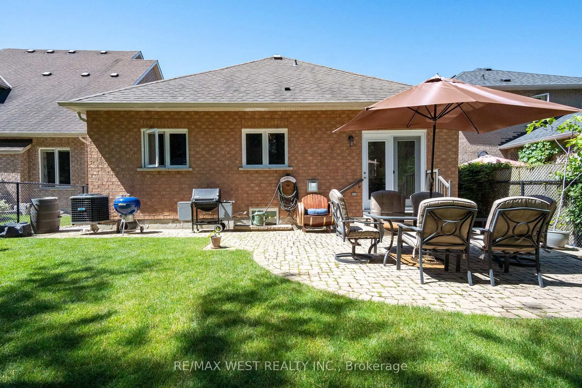 Photo 18 of 84 Castelli Court, Caledon, Bolton North — HOMEH