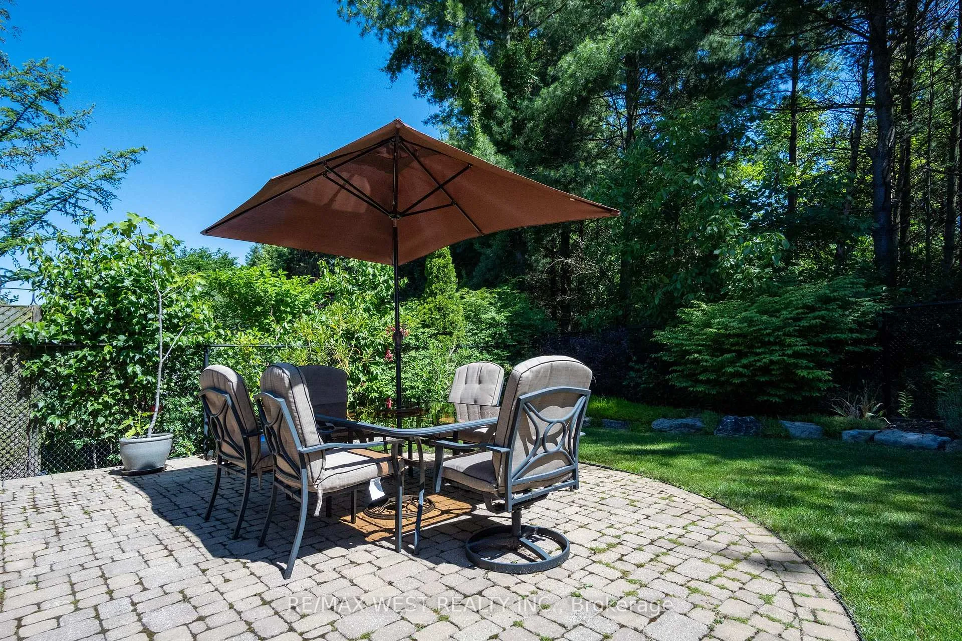 Photo 19 of 84 Castelli Court, Caledon, Bolton North — HOMEH