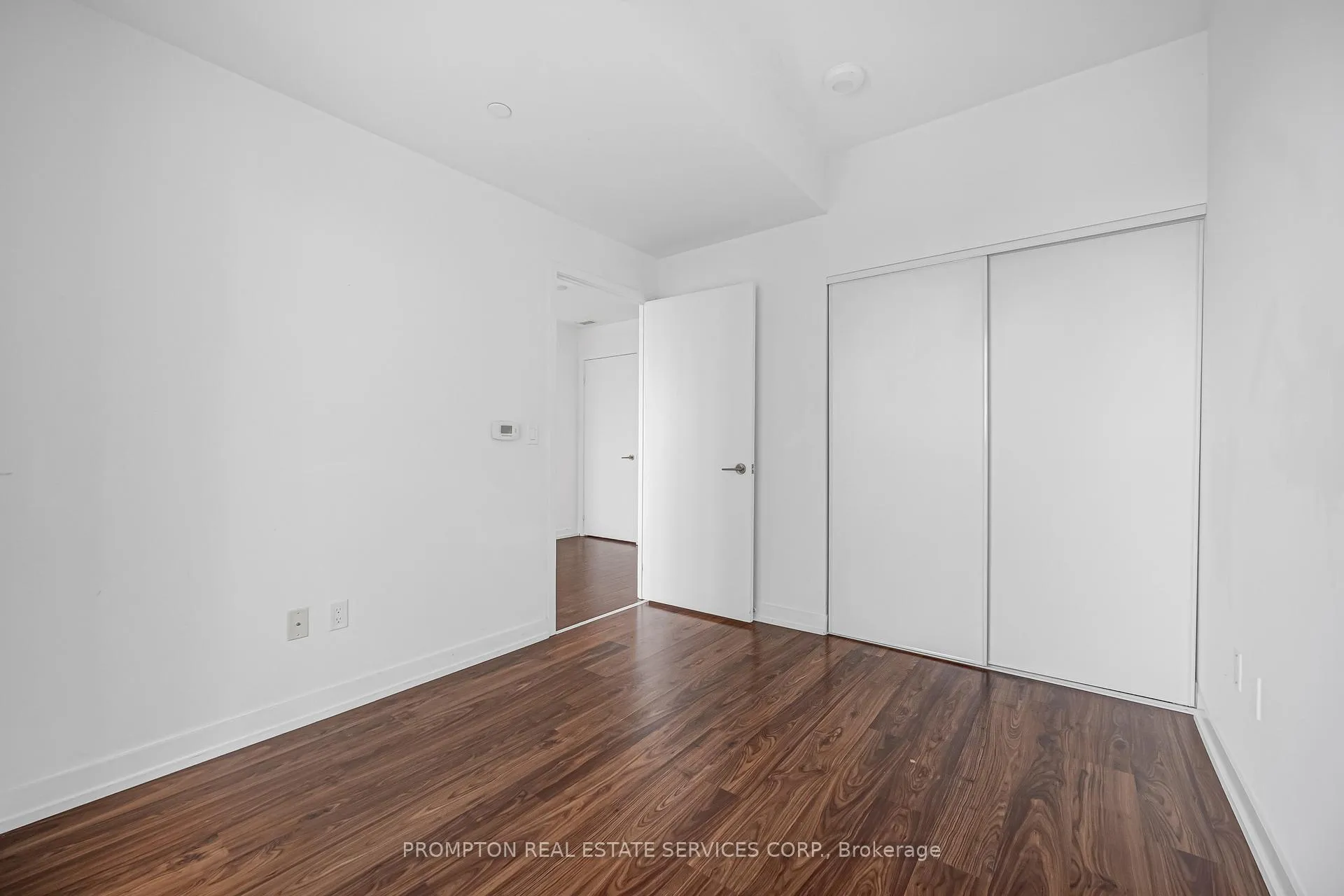 Photo 11 of Unit 507, 115 Mcmahon Drive, North York, Bayview Village — HOMEH