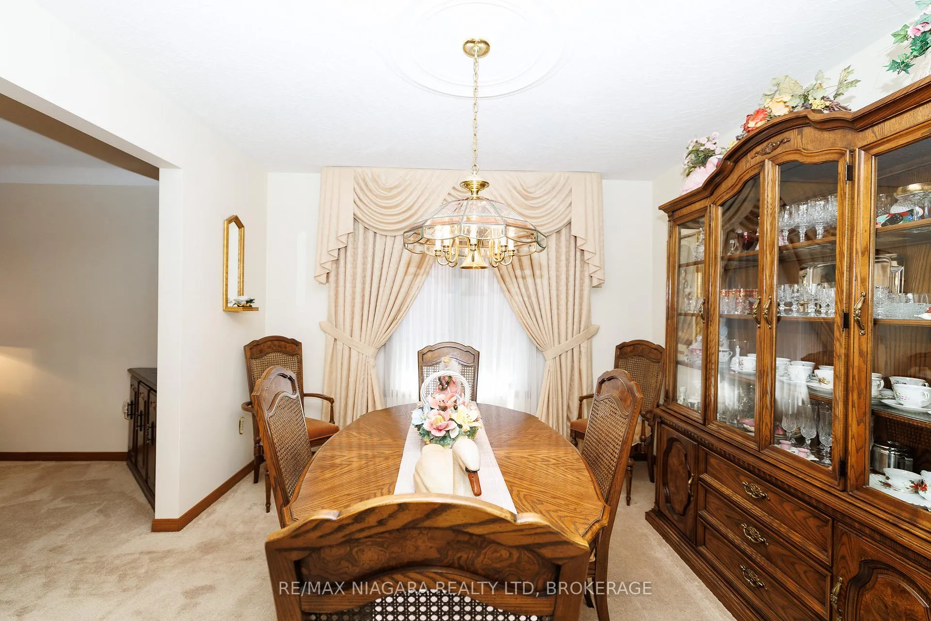 Photo 7 of 4409 Latina Crescent, Niagara Falls, Morrison — HOMEH