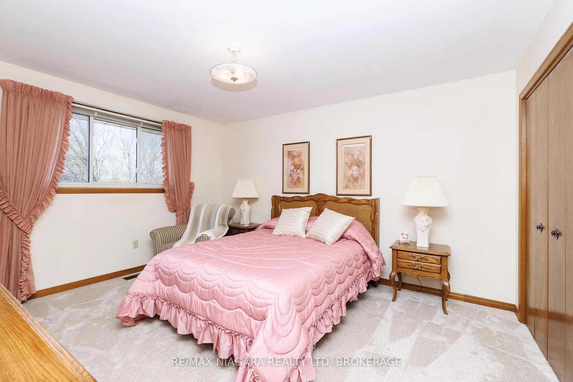 Photo 15 of 4409 Latina Crescent, Niagara Falls, Morrison — HOMEH