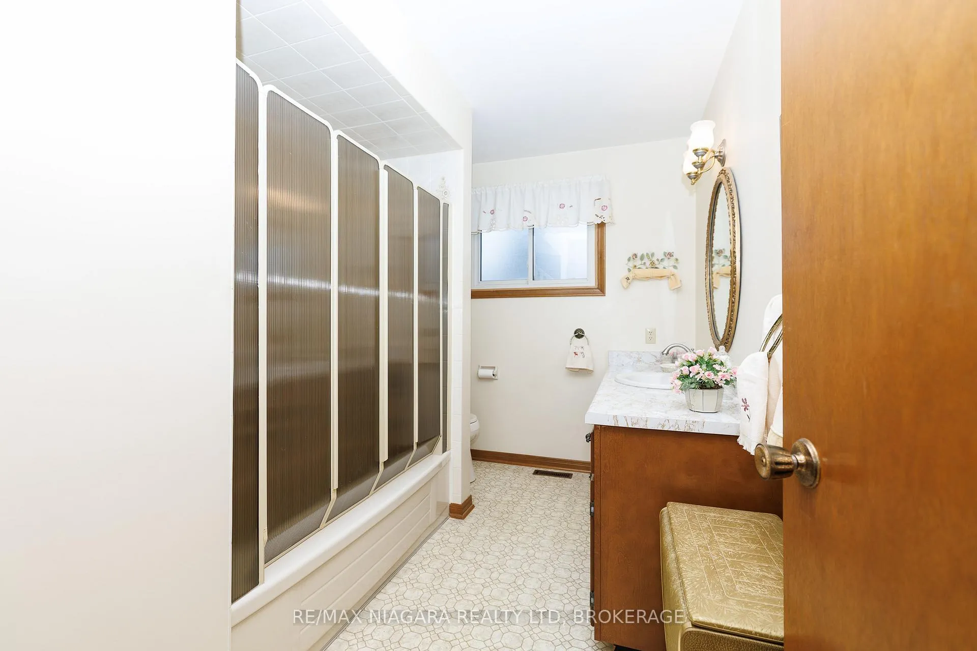Photo 19 of 4409 Latina Crescent, Niagara Falls, Morrison — HOMEH