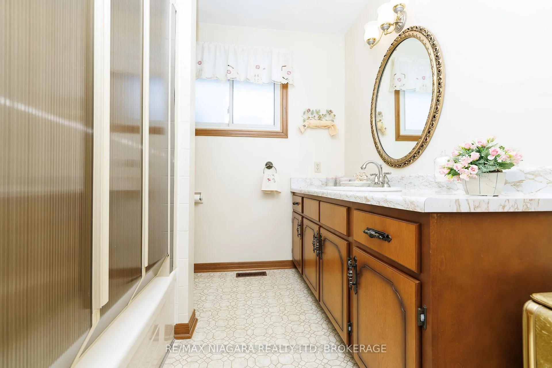 Photo 20 of 4409 Latina Crescent, Niagara Falls, Morrison — HOMEH