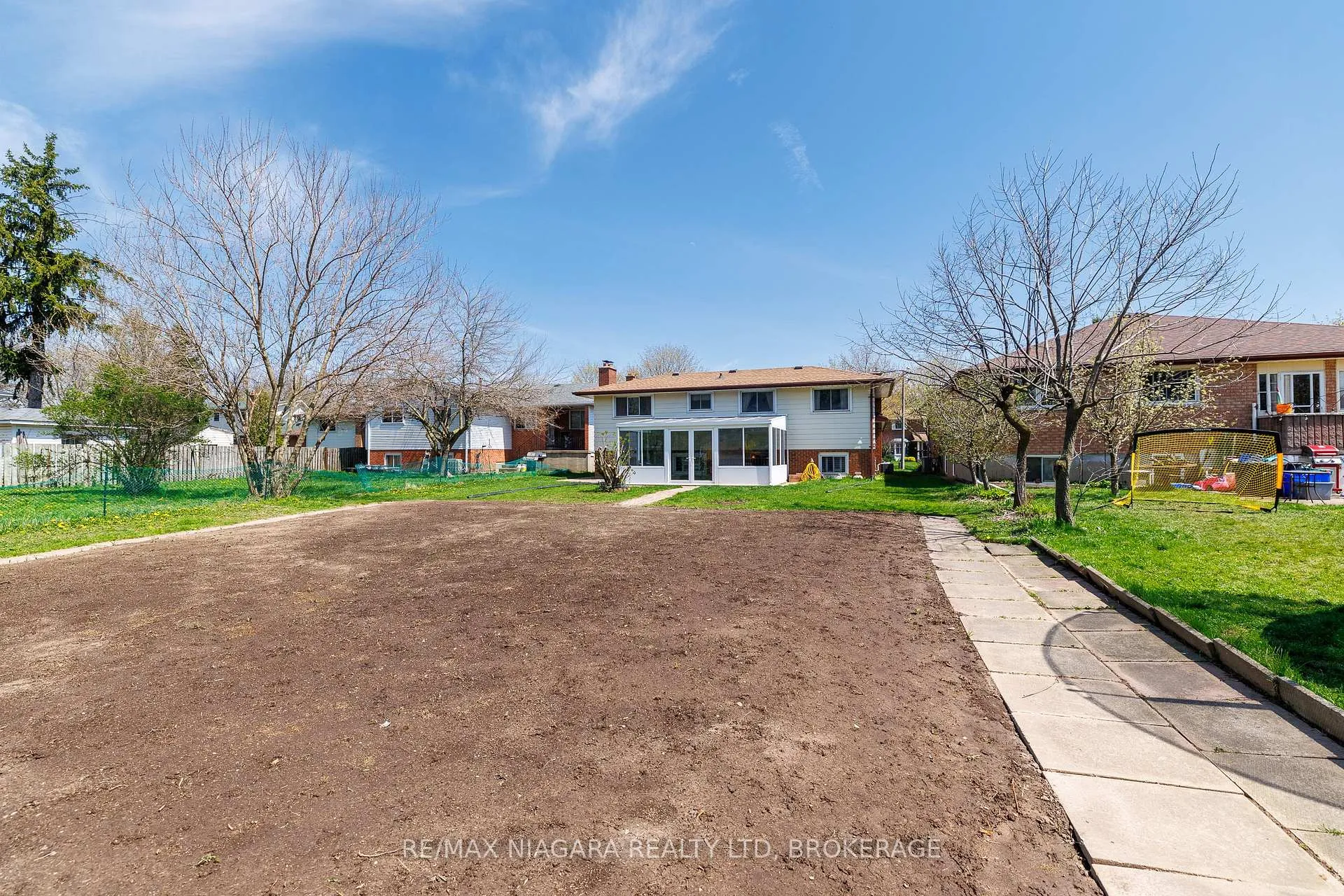 Photo 35 of 4409 Latina Crescent, Niagara Falls, Morrison — HOMEH