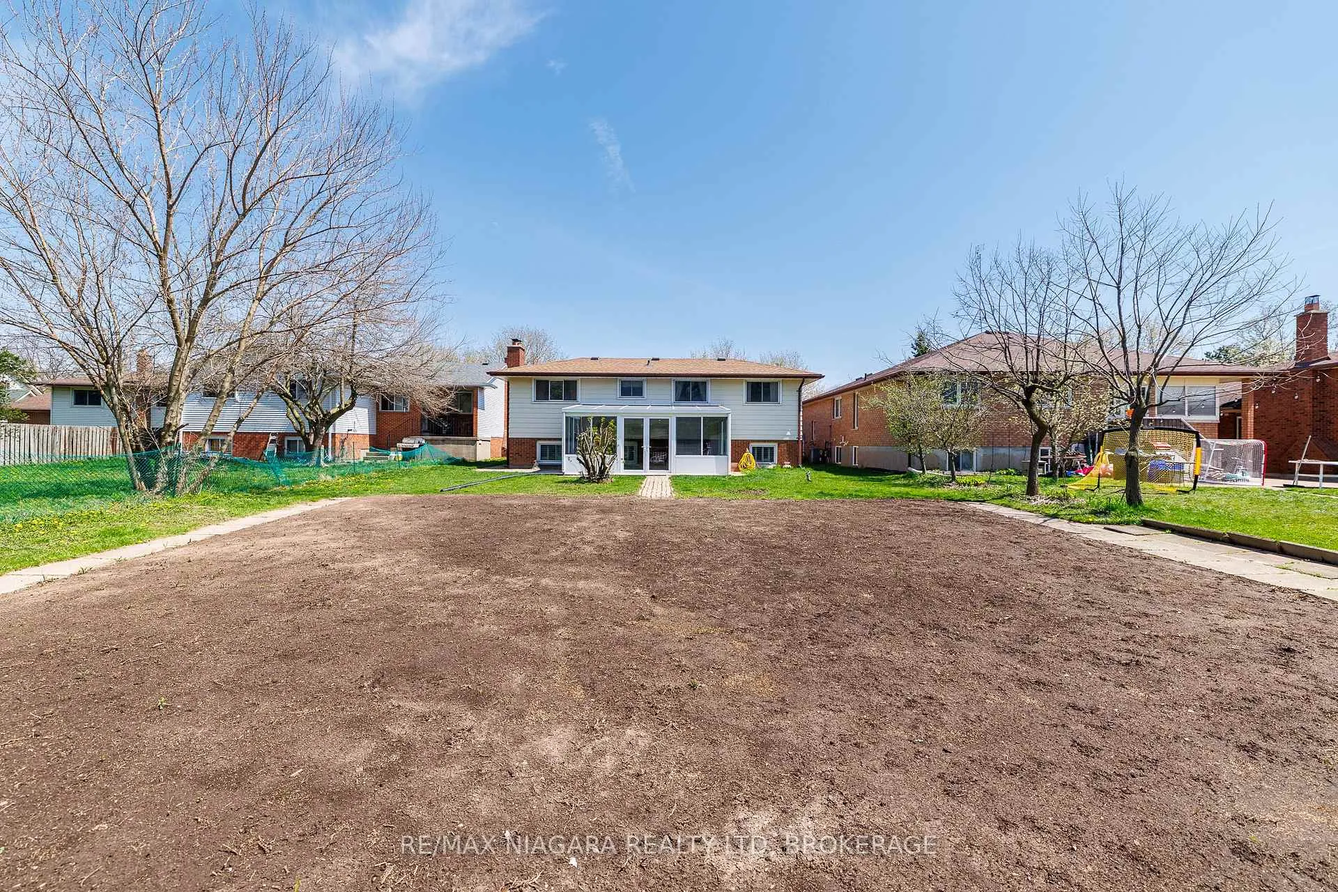 Photo 36 of 4409 Latina Crescent, Niagara Falls, Morrison — HOMEH