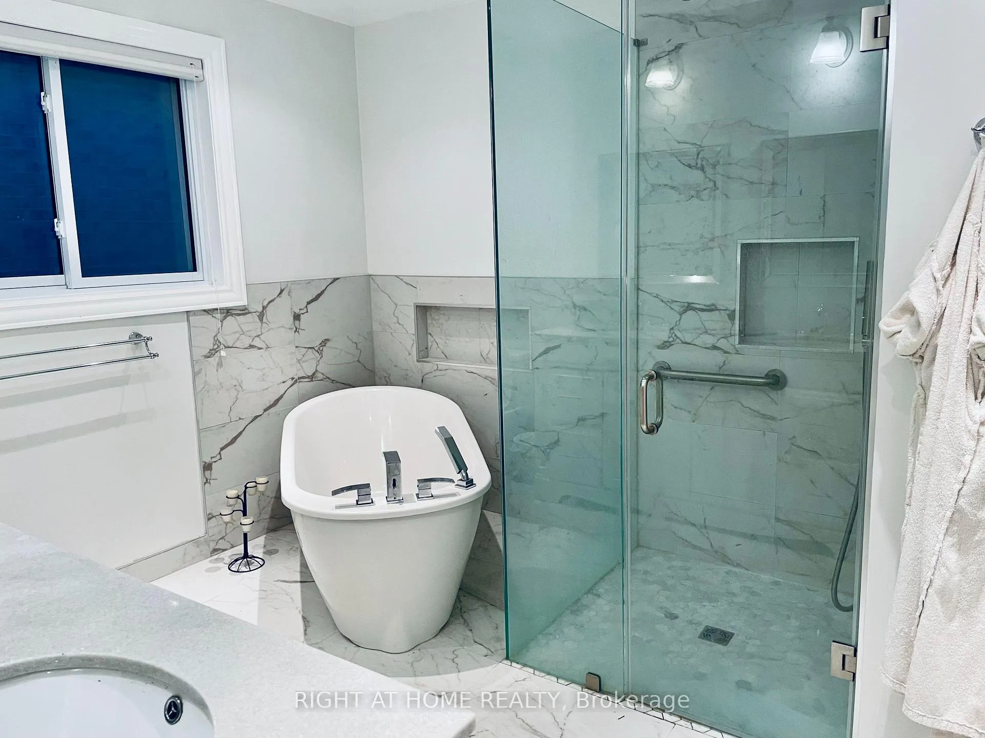 Photo 30 of 1689 Major Oaks Road, Pickering, Brock Ridge — HOMEH