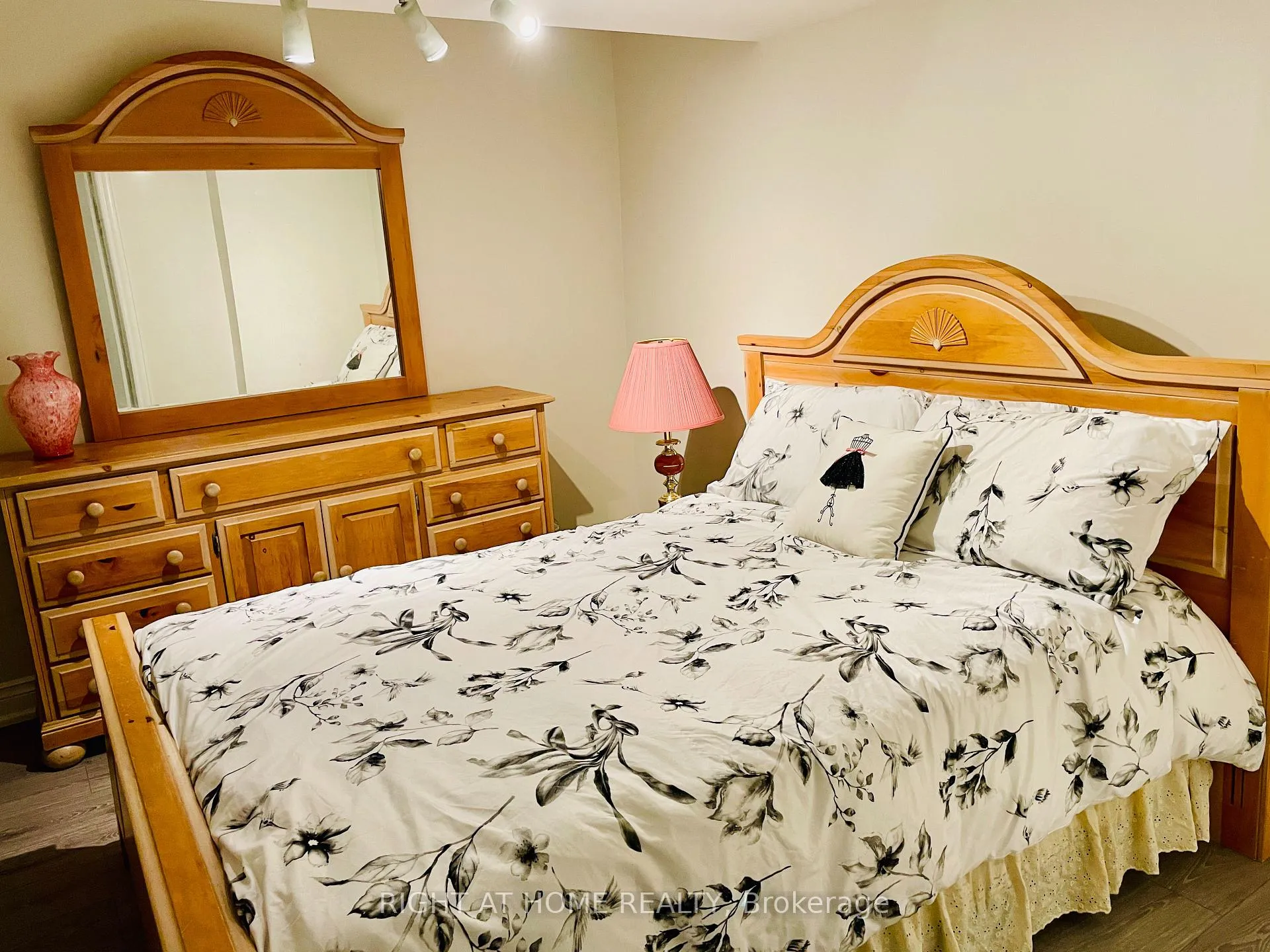 Photo 37 of 1689 Major Oaks Road, Pickering, Brock Ridge — HOMEH