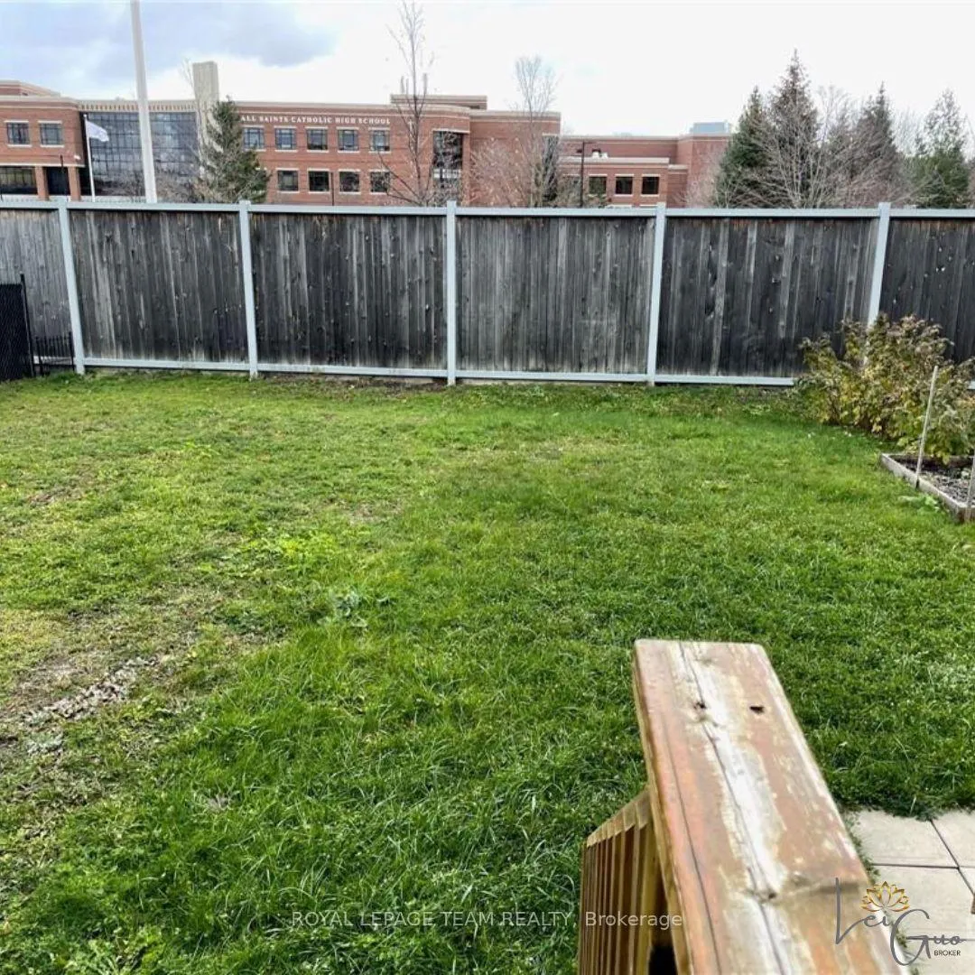 Photo 15 of 541 Remnor Avenue, Ottawa, Kanata - Kanata Lakes/Heritage Hills — HOMEH