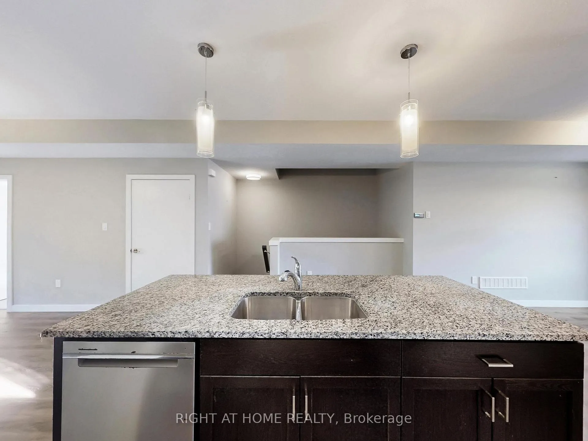 Photo 18 of Unit 07, 83 Beechwood Avenue, Guelph, Junction/Onward Willow — HOMEH